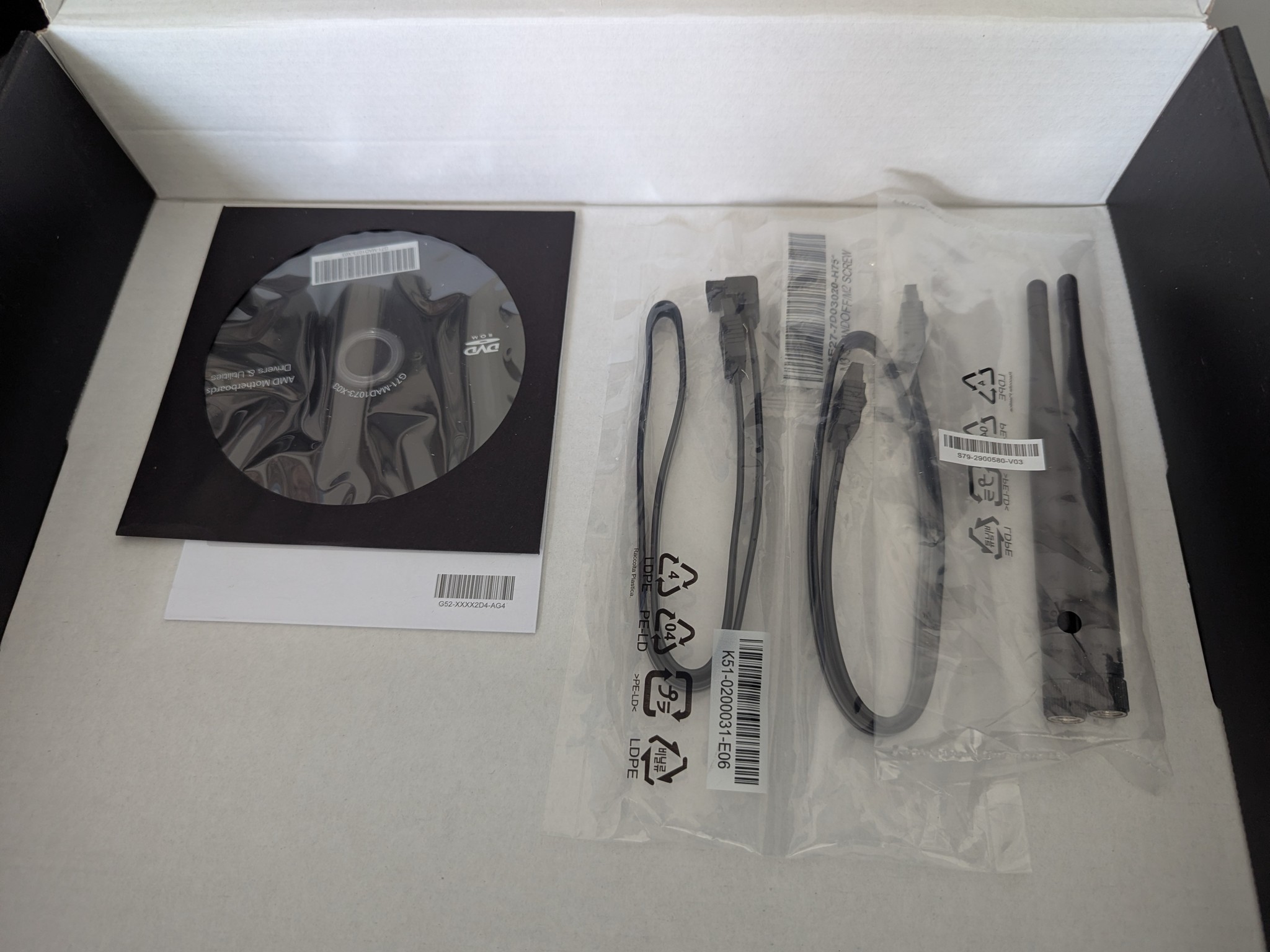 MSI B550 MAG Tomahawk Max WiFi AMD AM4 ATX Motherboard ** READ DESCRIPTION **