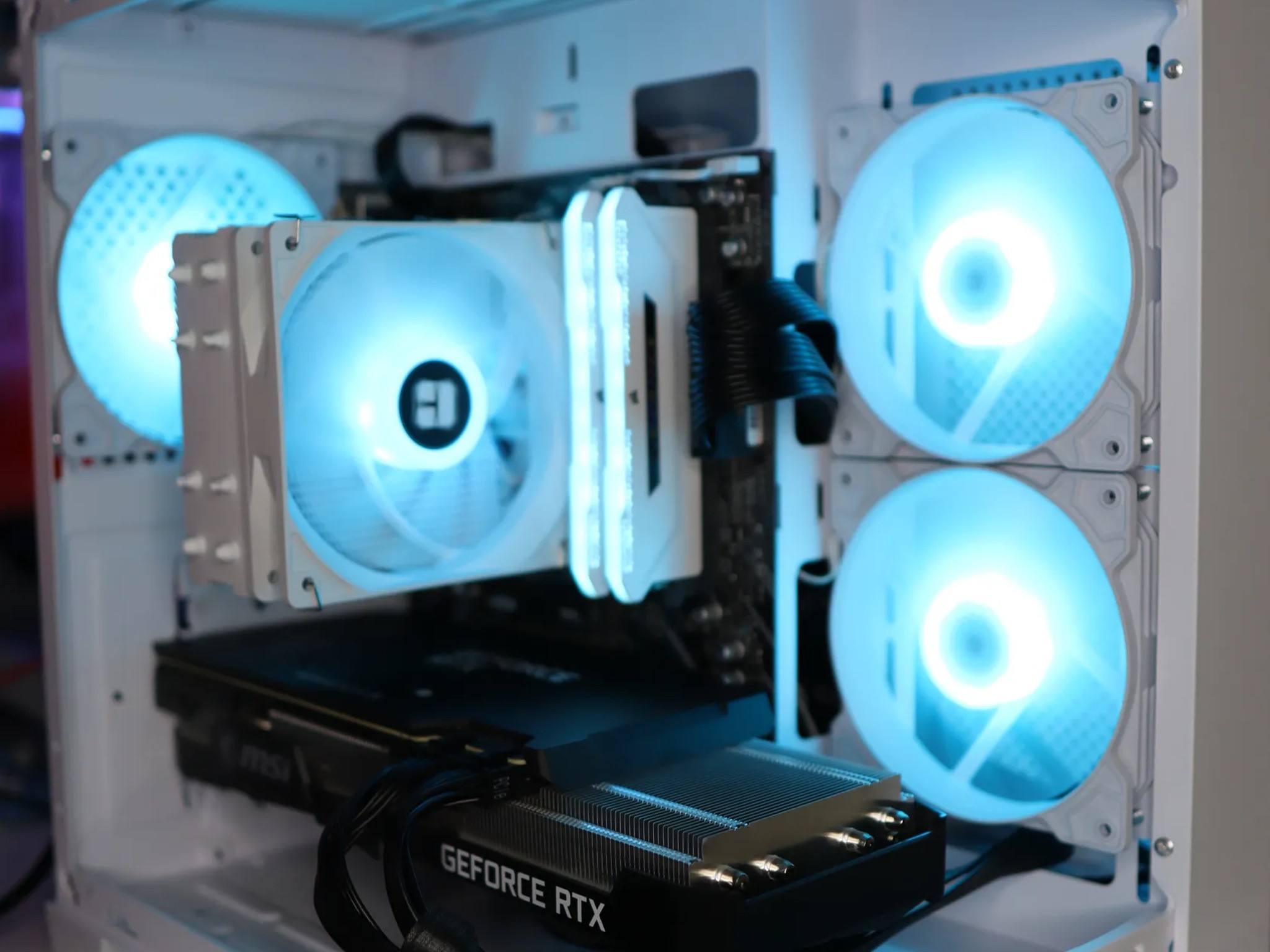 1080p/1440p Gaming PC | RTX 3070 | RYZEN 7 3700X | 32GB RAM | WIFI |