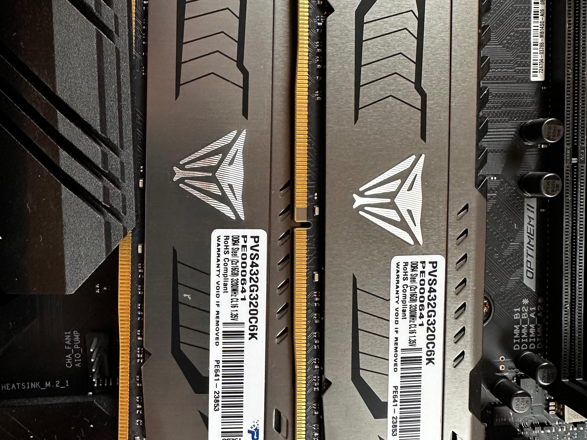 Motherboard Combo! Ryzen 9 5900x, 32gb DDR4, Strix B550-F and Dark Rock Pro 4 Cooler