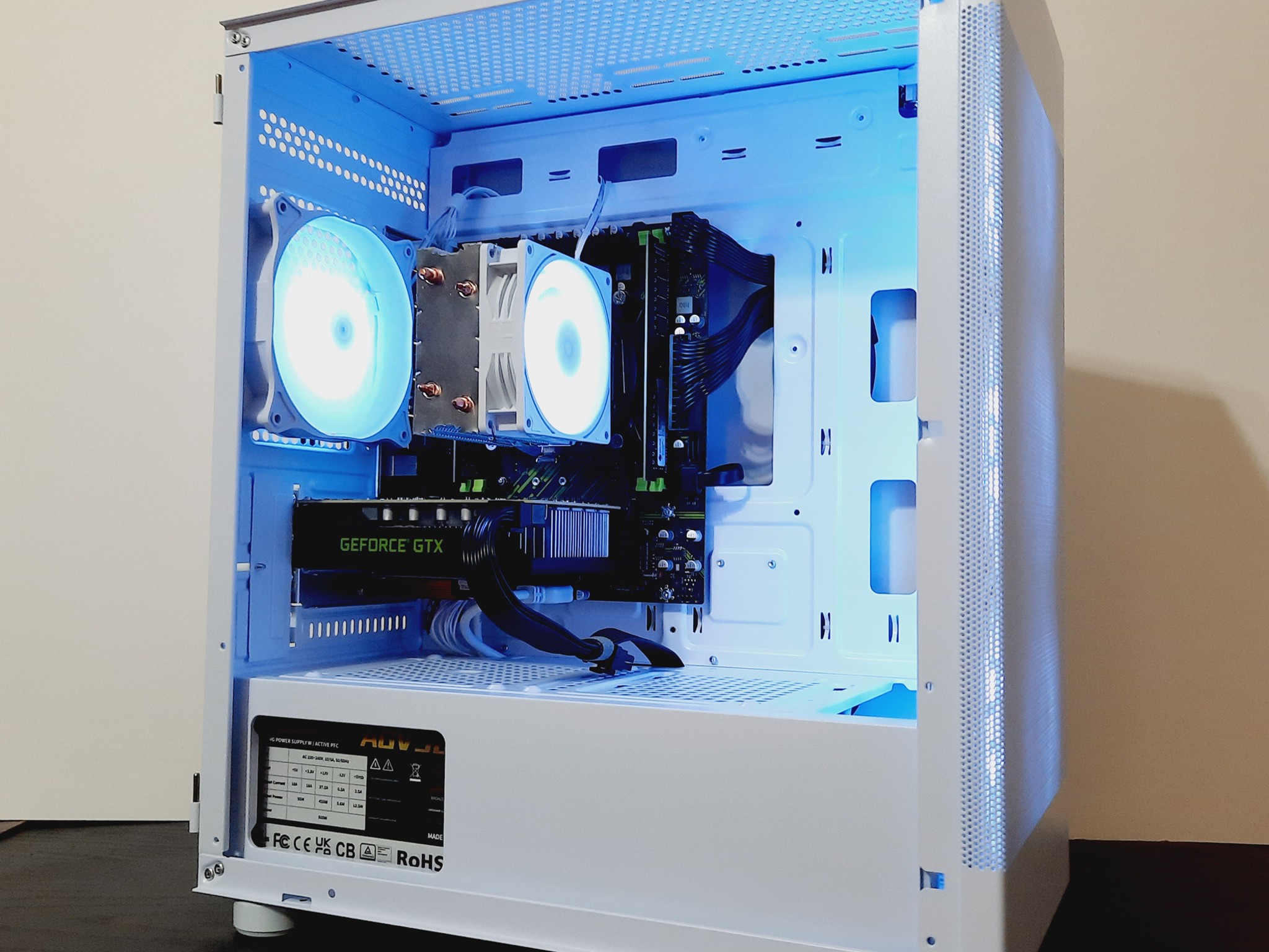 ❄️White Gaming PC wRGB - Intel Xeon 6-cores ● 16GB RAM ● 512GB SSD ● GTX 1660 Ti ● Great Value 1080p