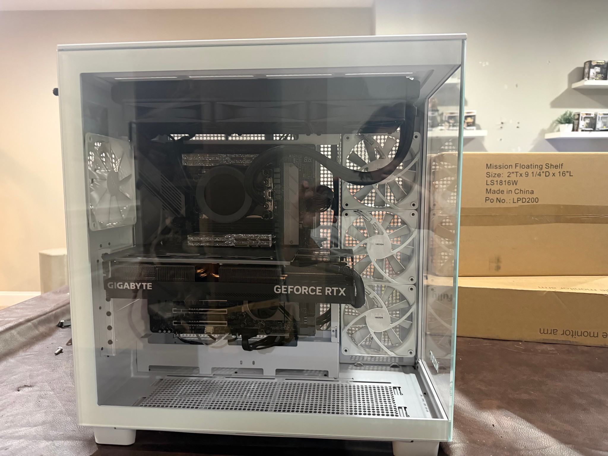 NZXT White Threadripper PRO RTX 4090 Workstation PC – Excellent Condition
