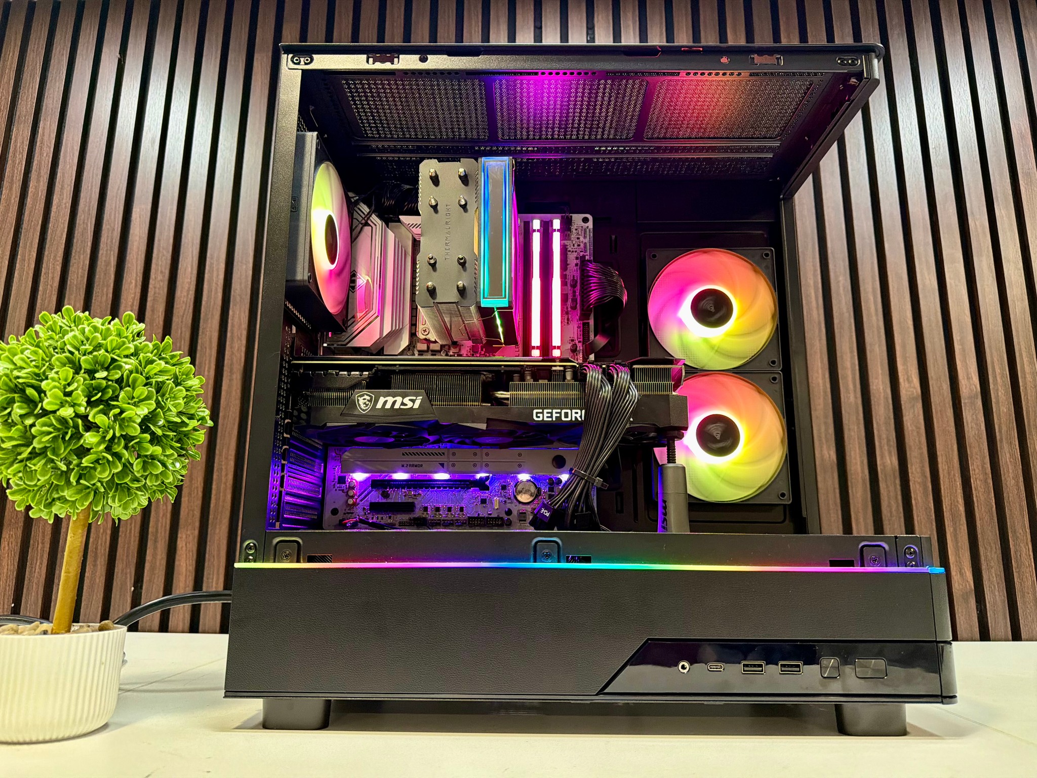 RTX 3080 TI | Intel 250K Plus | 16GB DDR5 (1 Stick) | 1TB M.2 | 850 W Gold PSU | Windows 11 Pro
