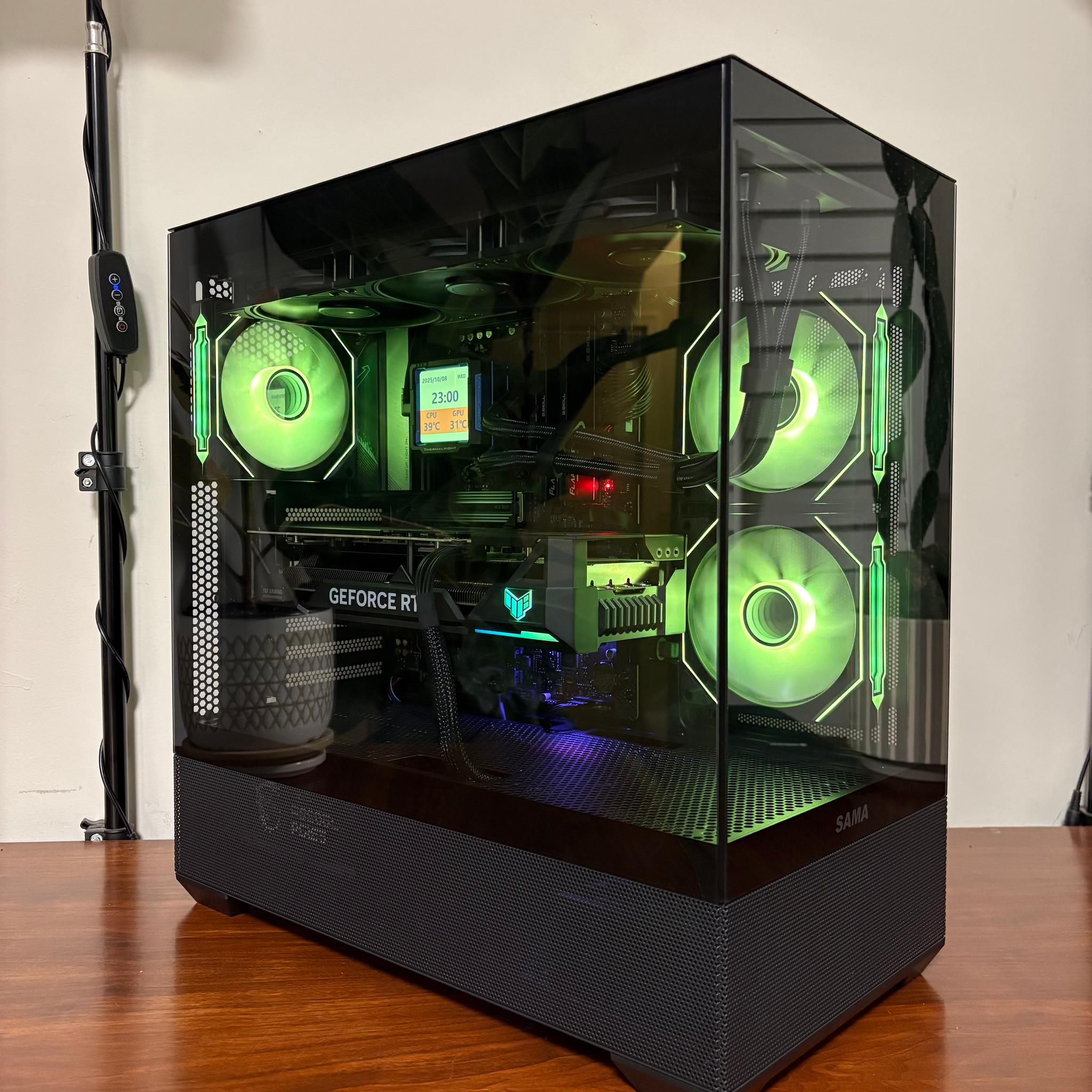 RTX 4070 Ti SUPER | Ryzen 7 9700X | 32GB DDR5 | 2TB NVMe | 850W Gold | Sama SV02 Black