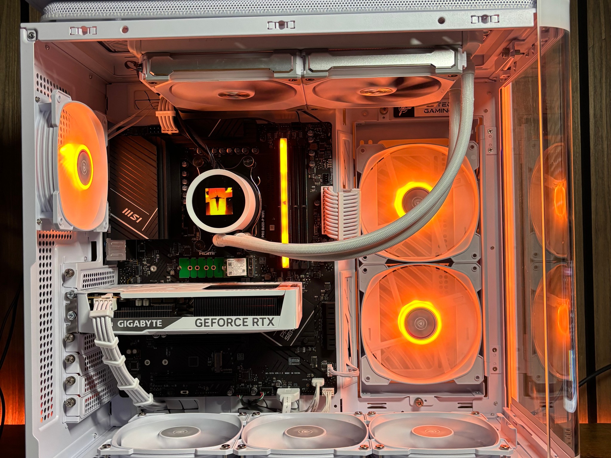 🤍 RTX 5060 | RYZEN 5 7500F | 16GB DDR5 RAM | LIQUID COOLED | WHITE GAMING PC