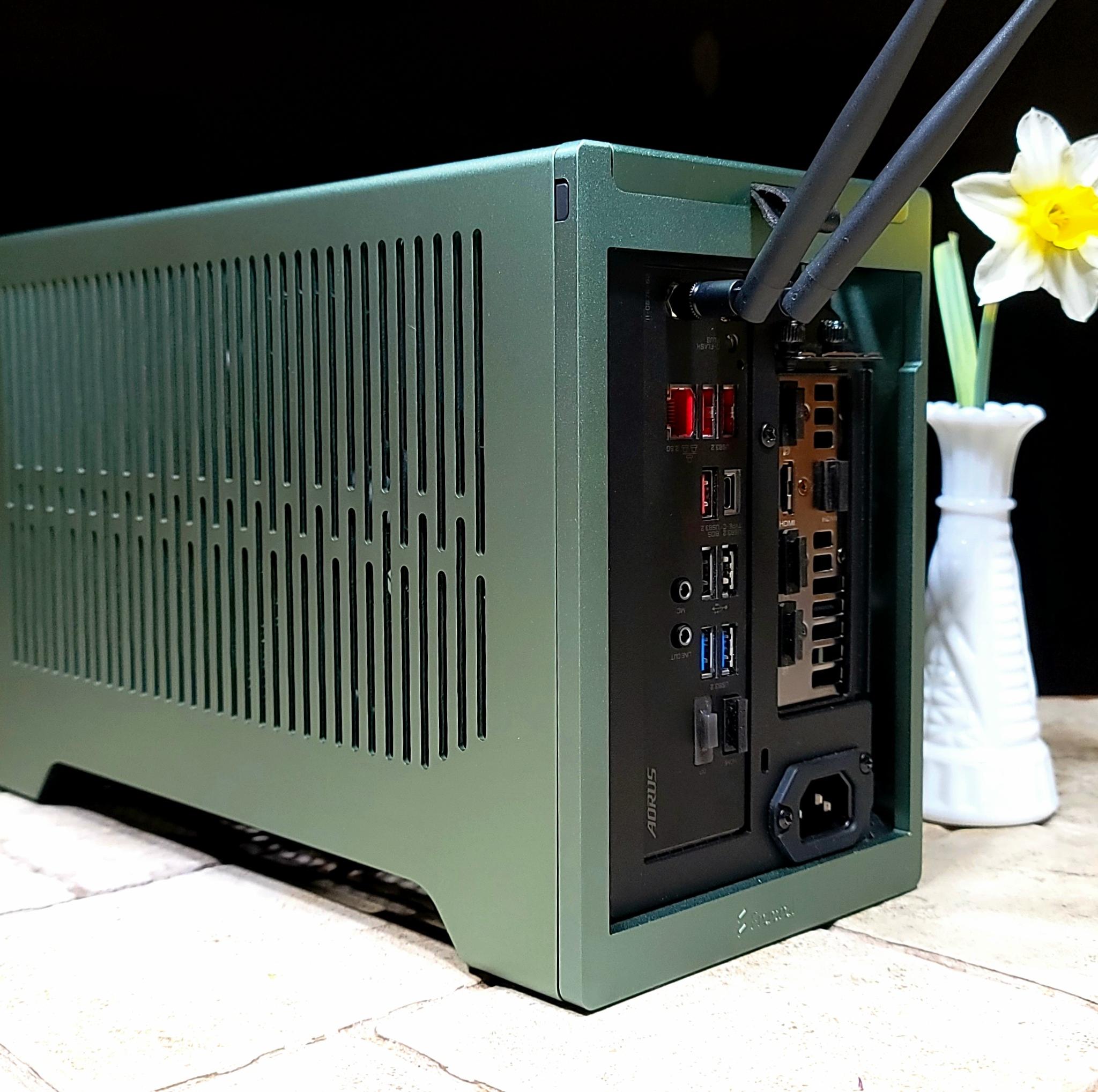 Pettit Classic--i3 13100F, RTX 3060 TI KO Edition, 64 GB RAM, Z690i, 1Tb NVMe, WiFi/BT/Ethernet