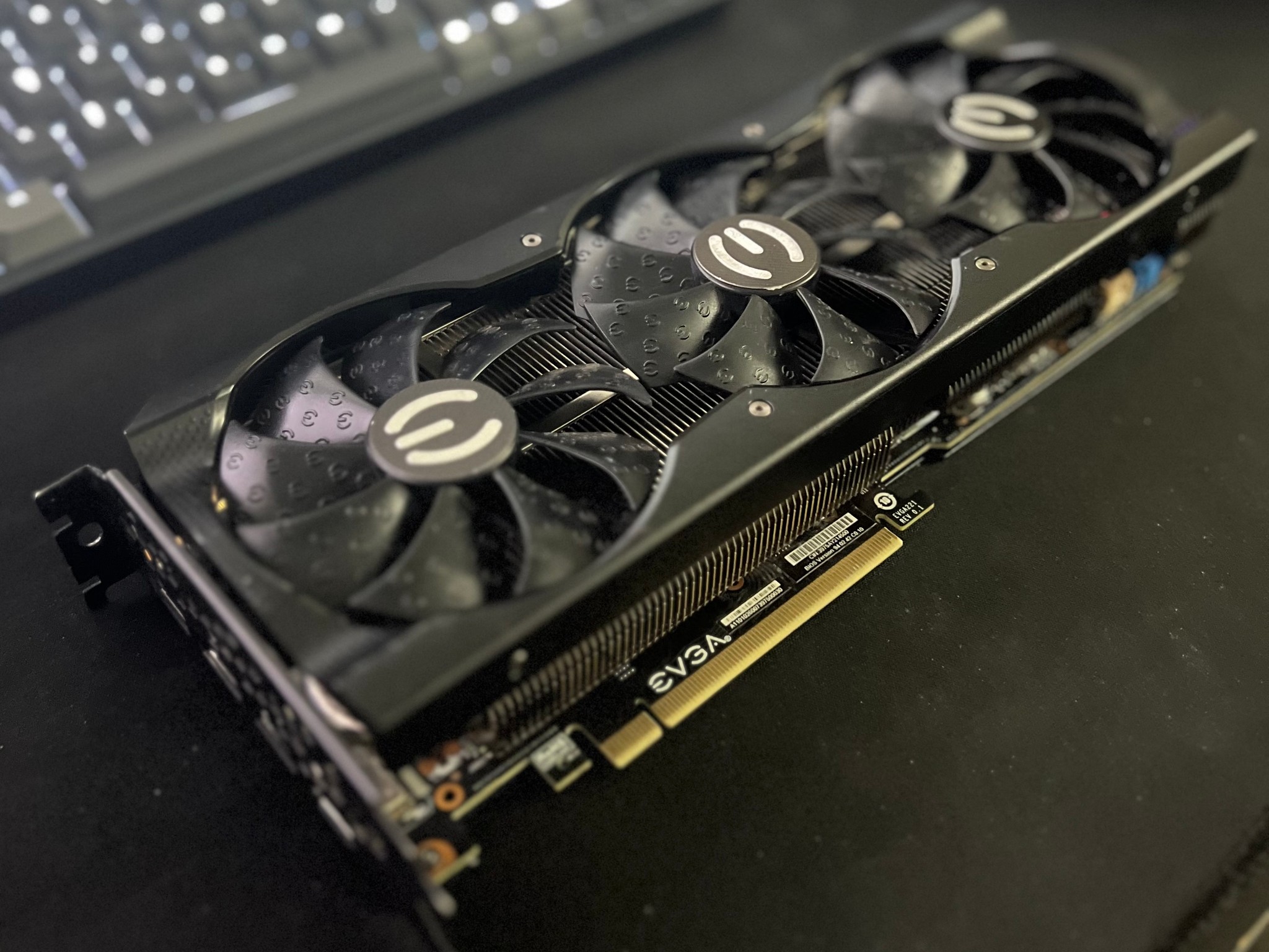 EVGA GeForce RTX 3090 XC3 ULTRA Gaming 24GB GDDR6X