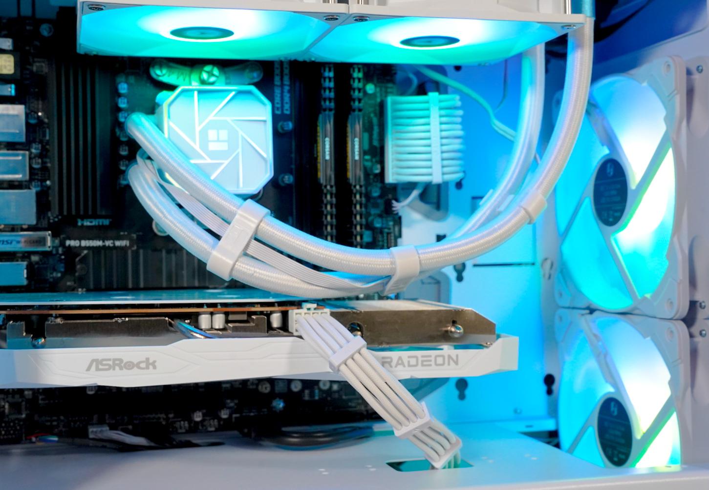 CLEAN White - Ryzen 5600X | 6600 8GB | 512GB | AIO 240mm | Lian Li