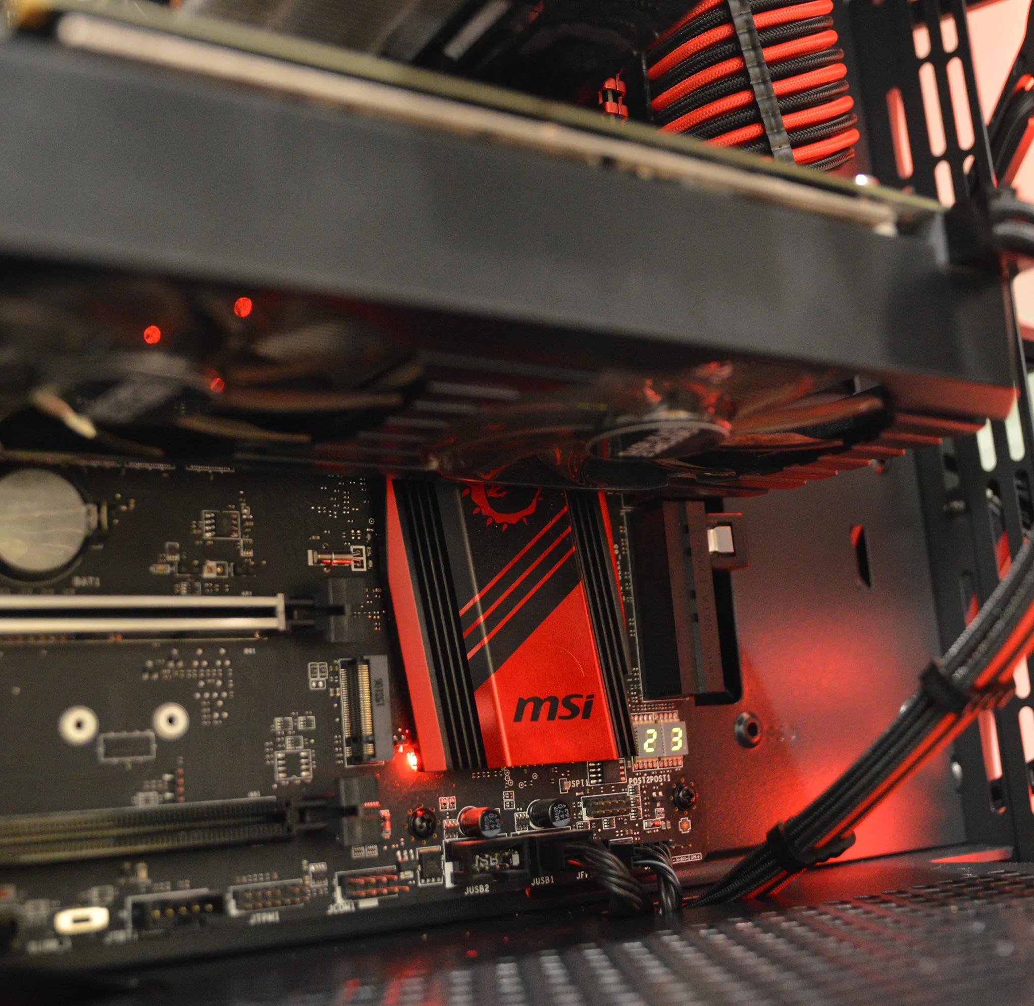 ⚫️🔴 Midnight Cherry 🔴⚫️ | Intel i5-6600K | NVIDIA GTX 1070 8GB | 16GB RAM | 256GB SSD + 1TB HDD |