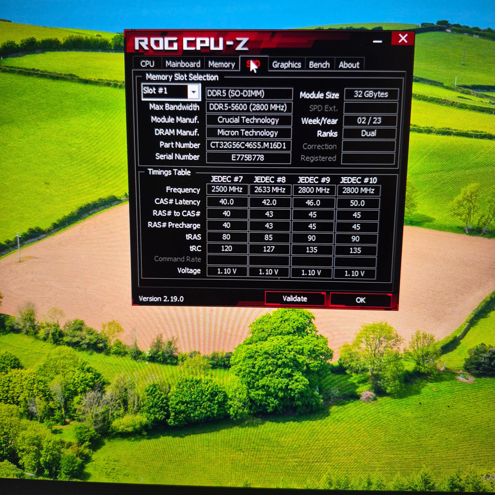 ***READ DESCRIPTION*** ASUS ROG STRIX G713PV-WS94 RTX 4060 RYZEN 9 7845HX 64GB DDR5-5600 CL46