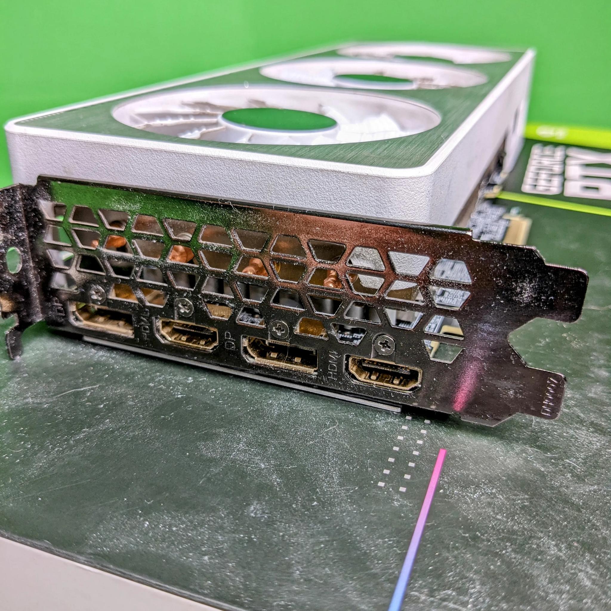 [USED] Gigabyte RTX 3070 Vision