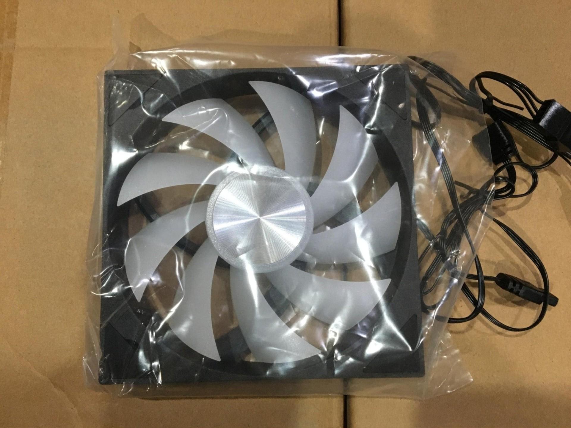 Bitspower 120mm ARGB PC Case Fans BPAS-1225B-DRGB 8 Pack - New