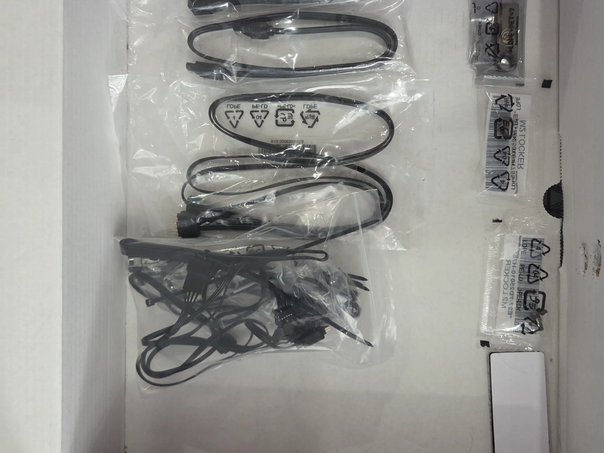MSI Carbon Wifi 2 Z790 / i9 14900K Combo ( Like New )