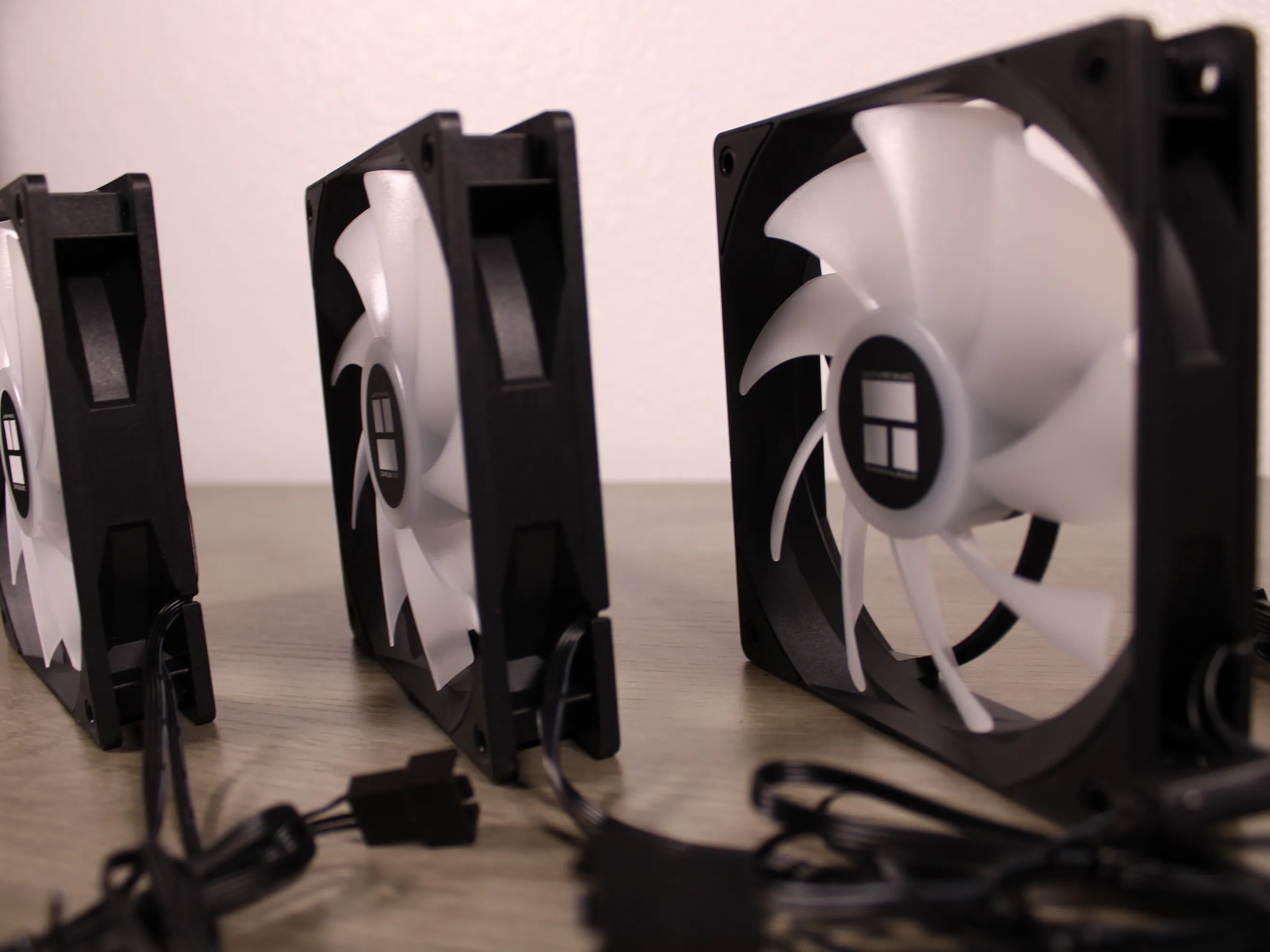 3 Thermaltake 120mm Case Fans| PWM ARGB Fans with S-FDB Bearings | BRAND NEW