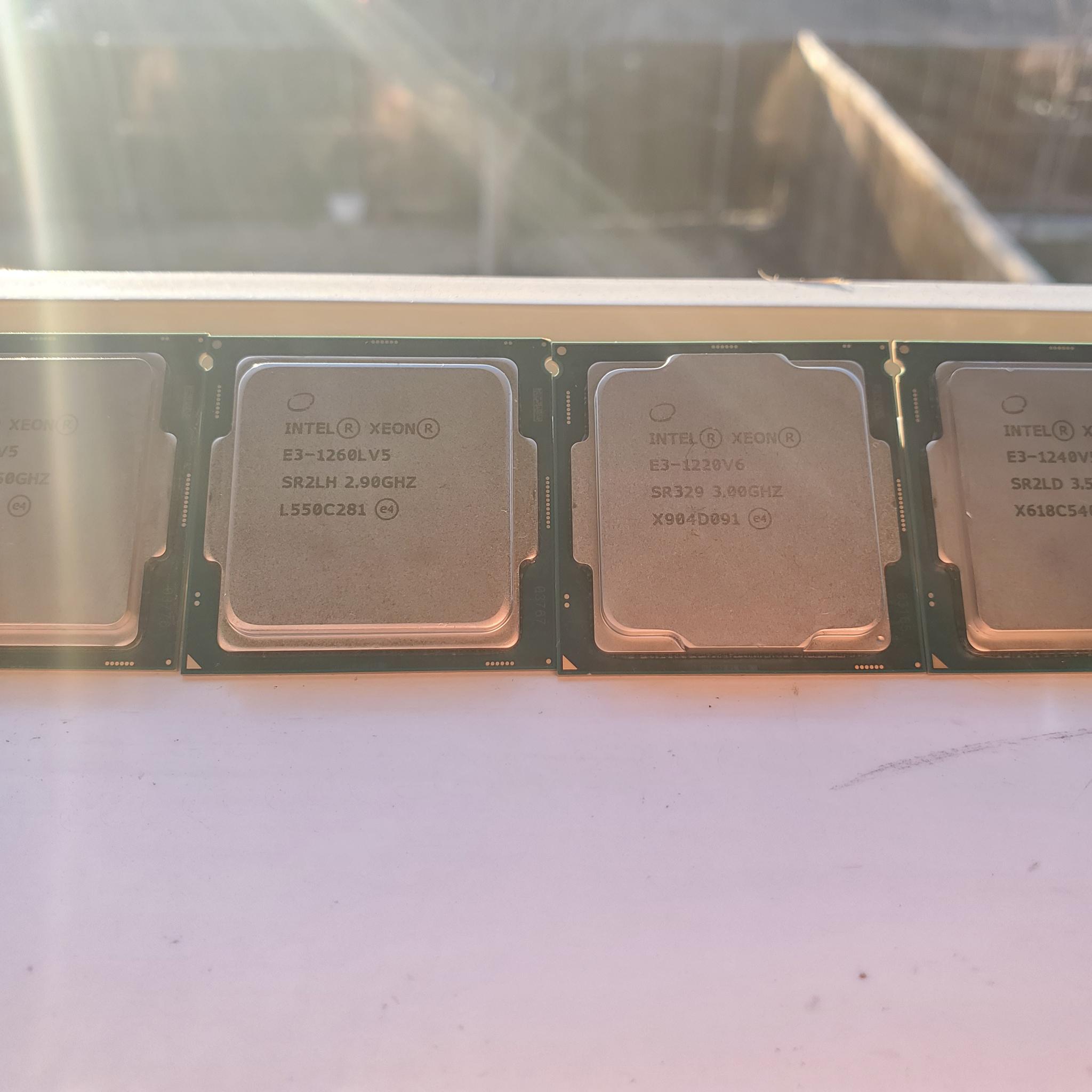 UNTESTED 4x Xeon E3 LGA 1151 4 Core V5 & V6 CPUs (6th & 7th gen)
