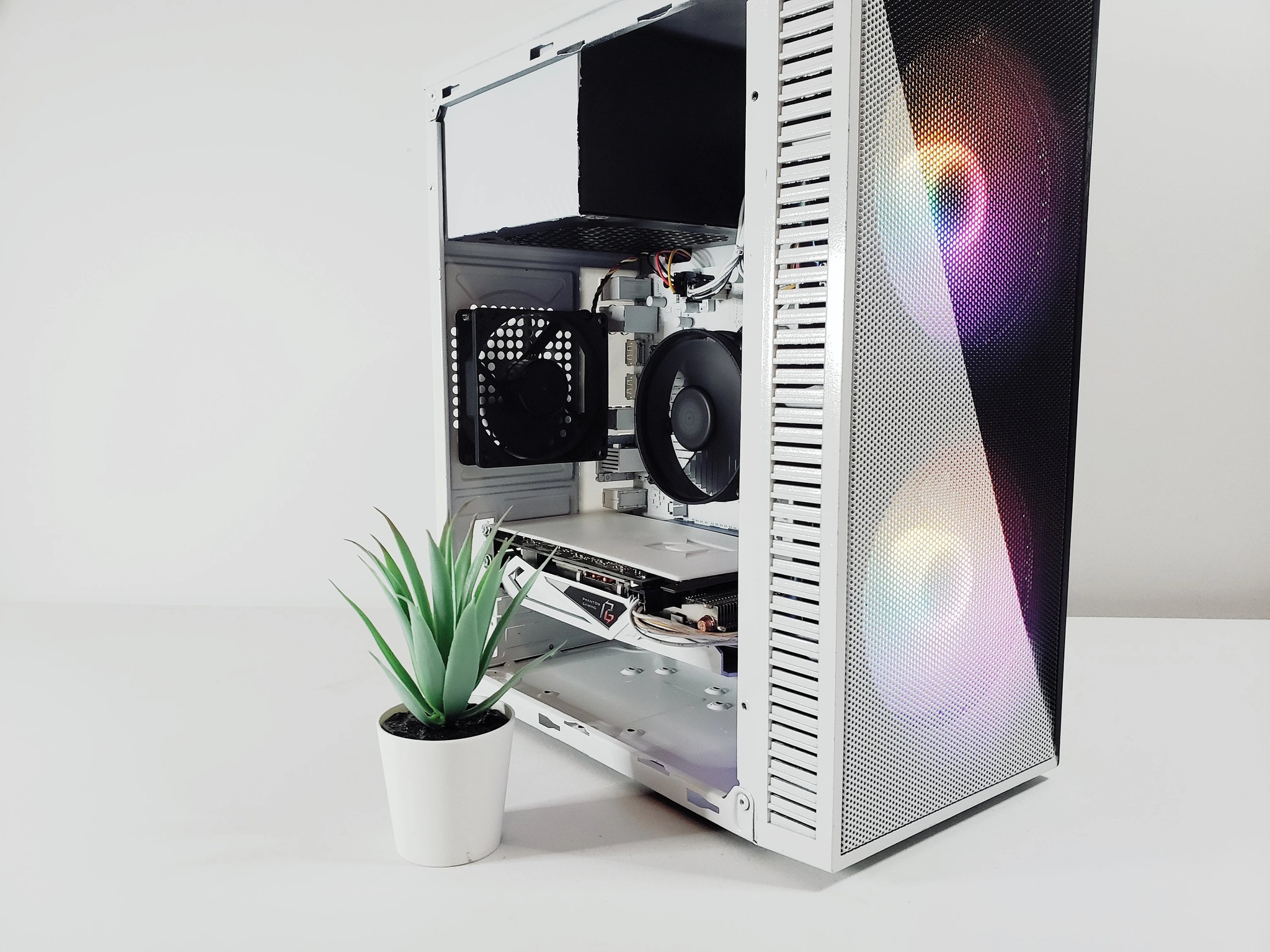 Zebra Gaming PC | ⚙️RX570 | Black/White ✨ |