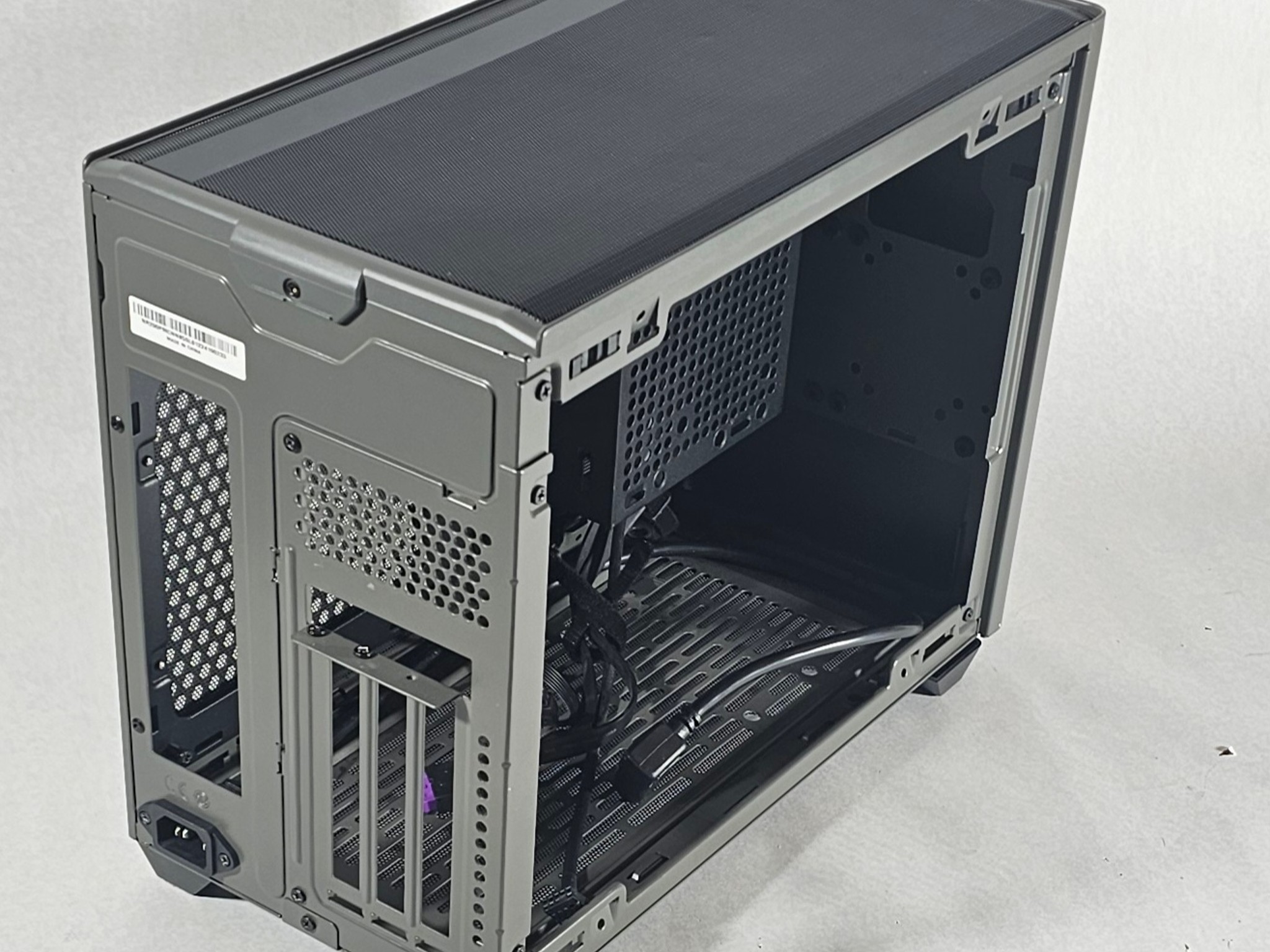 ITX Cooler Master PC Case