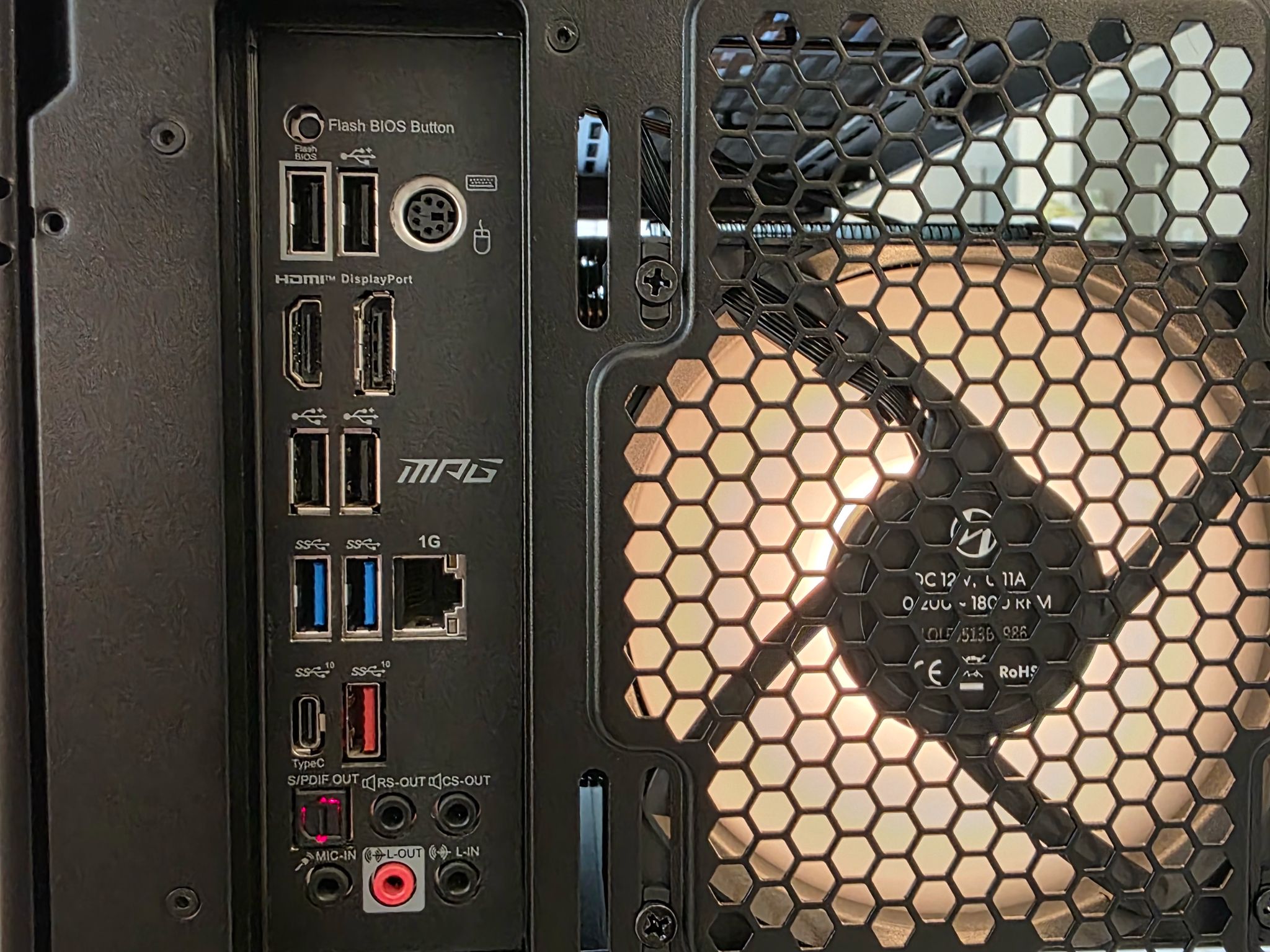 Radeon RX 9060 XT 16GB Custom Gaming PC - Ryzen 5 5600X, 16GB RAM