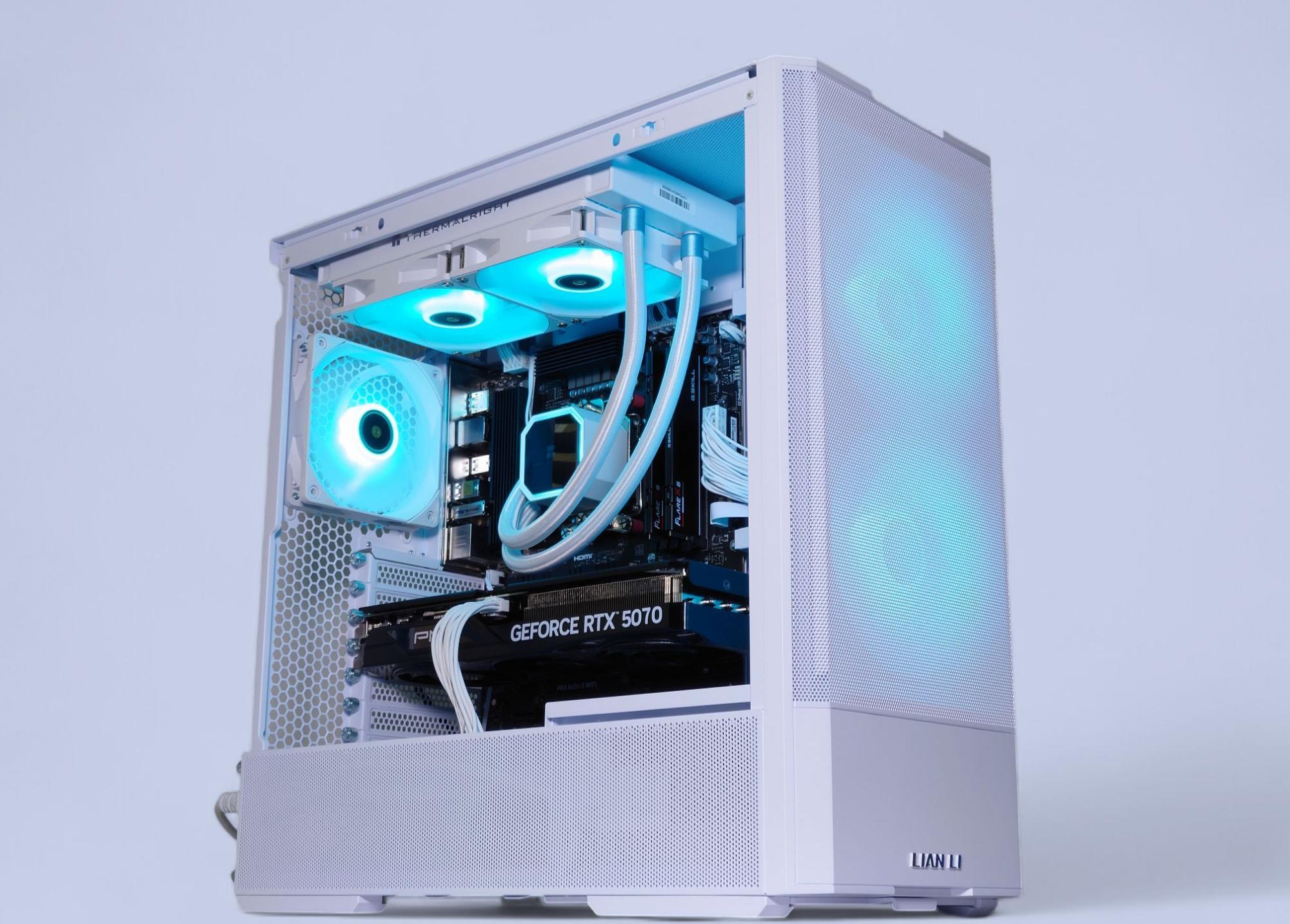 🌬️🐻‍❄️Nvidia RTX 5070 12GB❄️AMD Ryzen 7 7700❄️32GB DDR5❄️1TB NVME