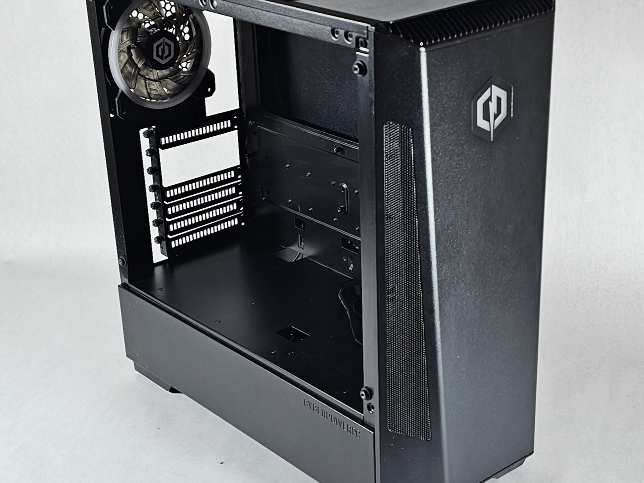 CyberPowerPC Gamer Xtreme Mid-Tower ATX PC Case w\ Tempered Glass