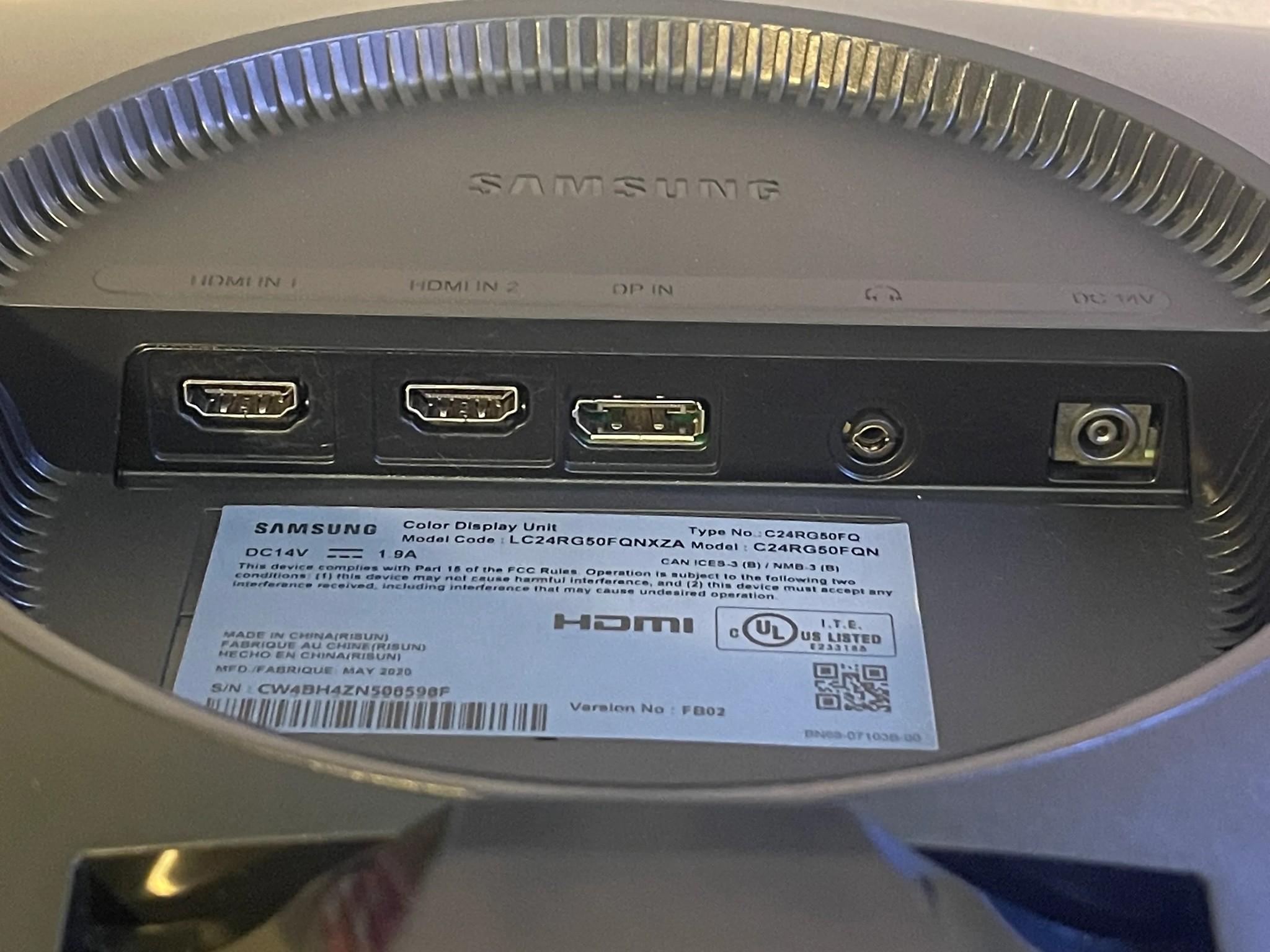 SAMSUNG 24" Curved 1080p Monitor