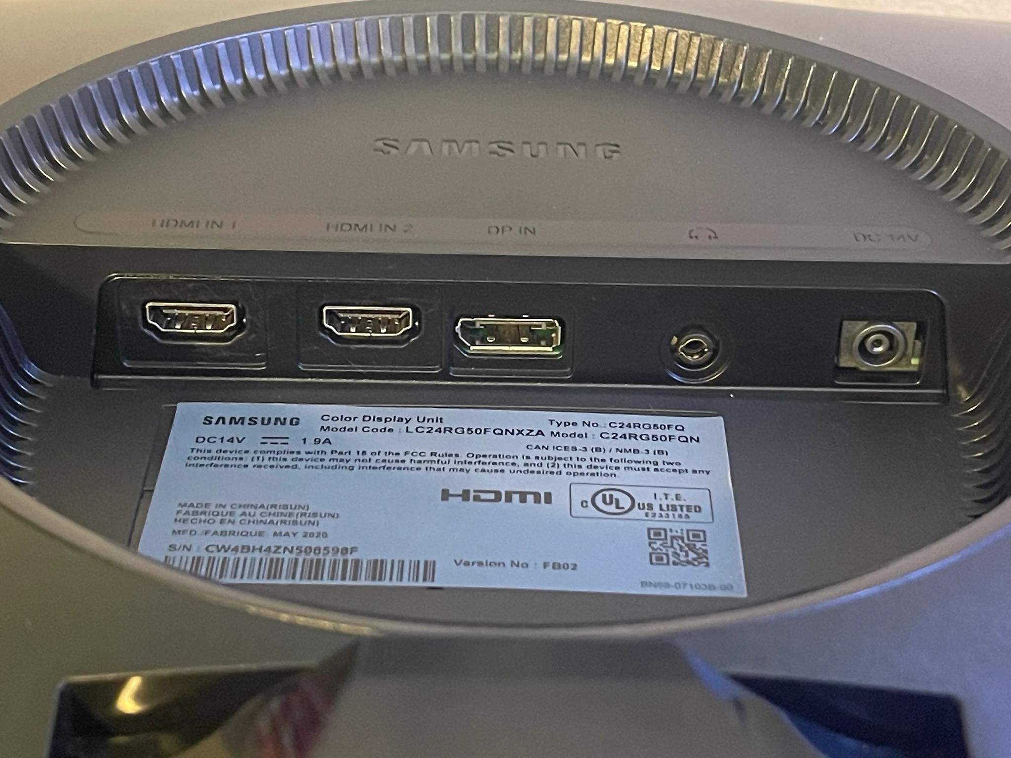 SAMSUNG 24" Curved 1080p Monitor