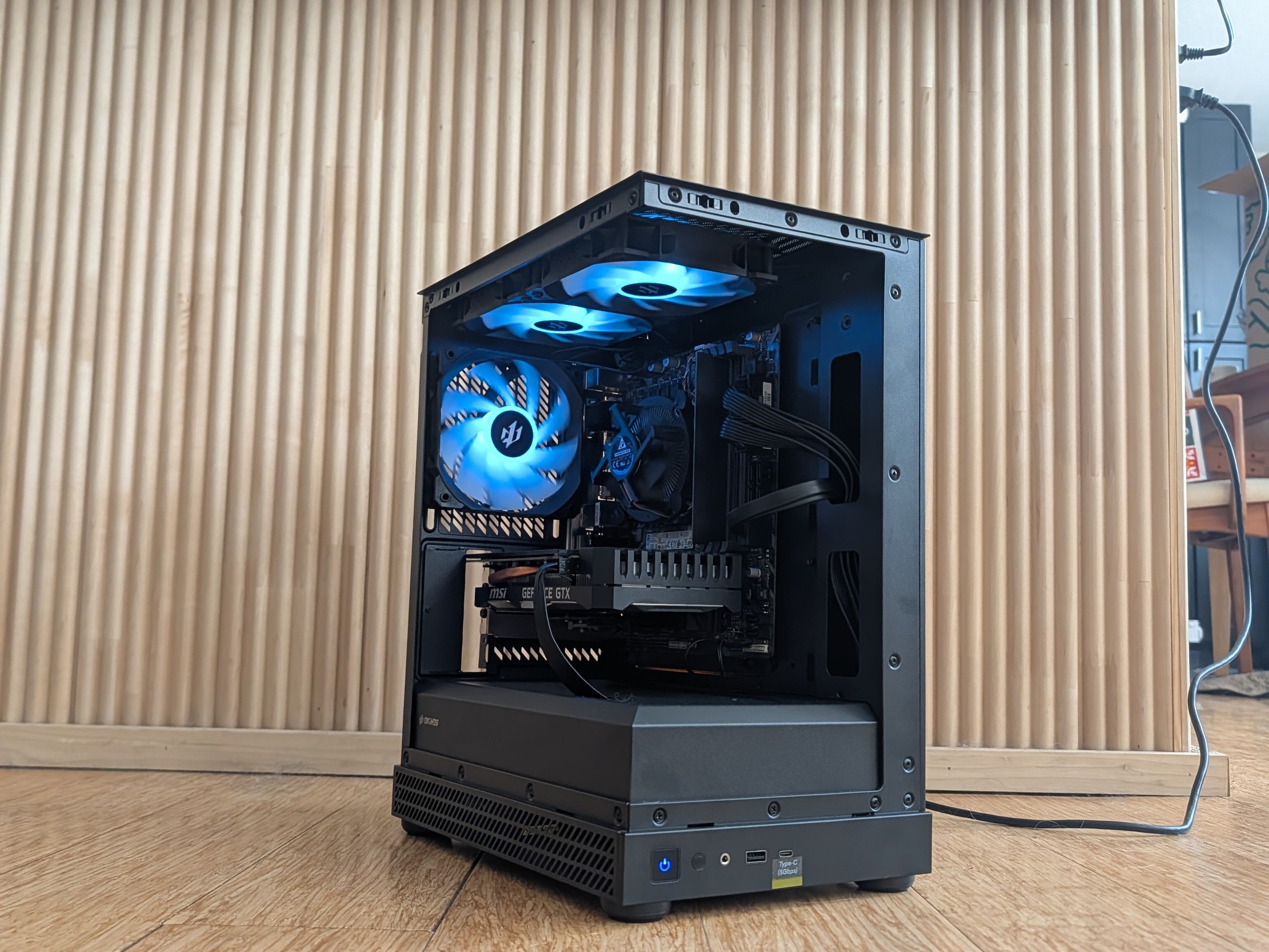 Custom gaming PC | GTX 1660 | I5 9400F | 16GB | 512GB |