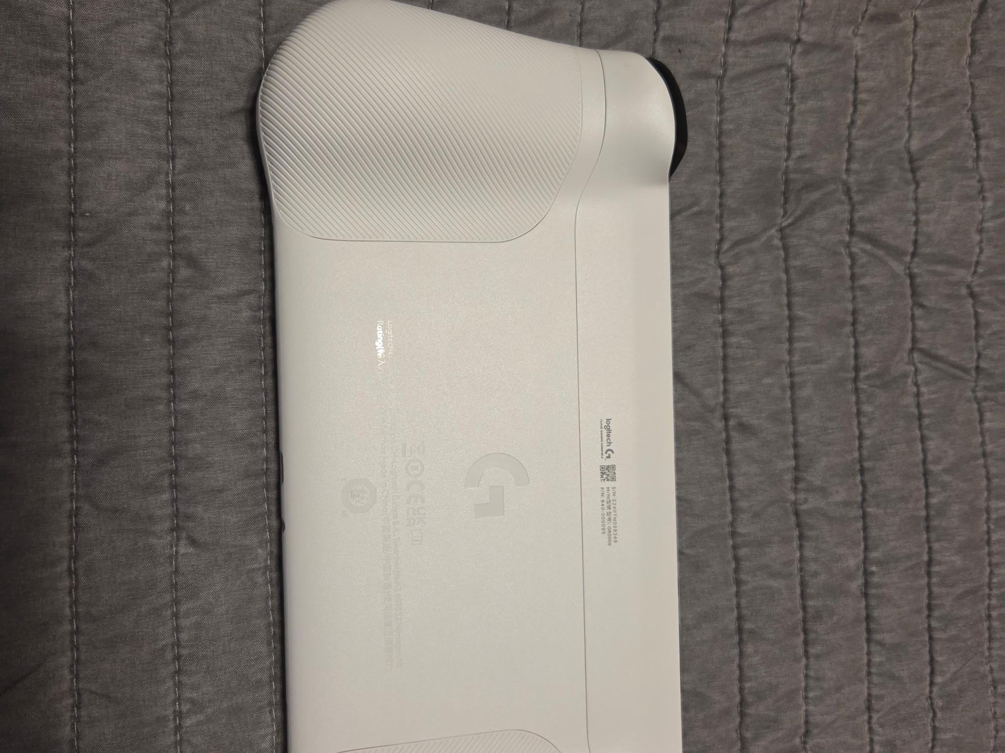 Logitech G Cloud in White (Excellent Condition)