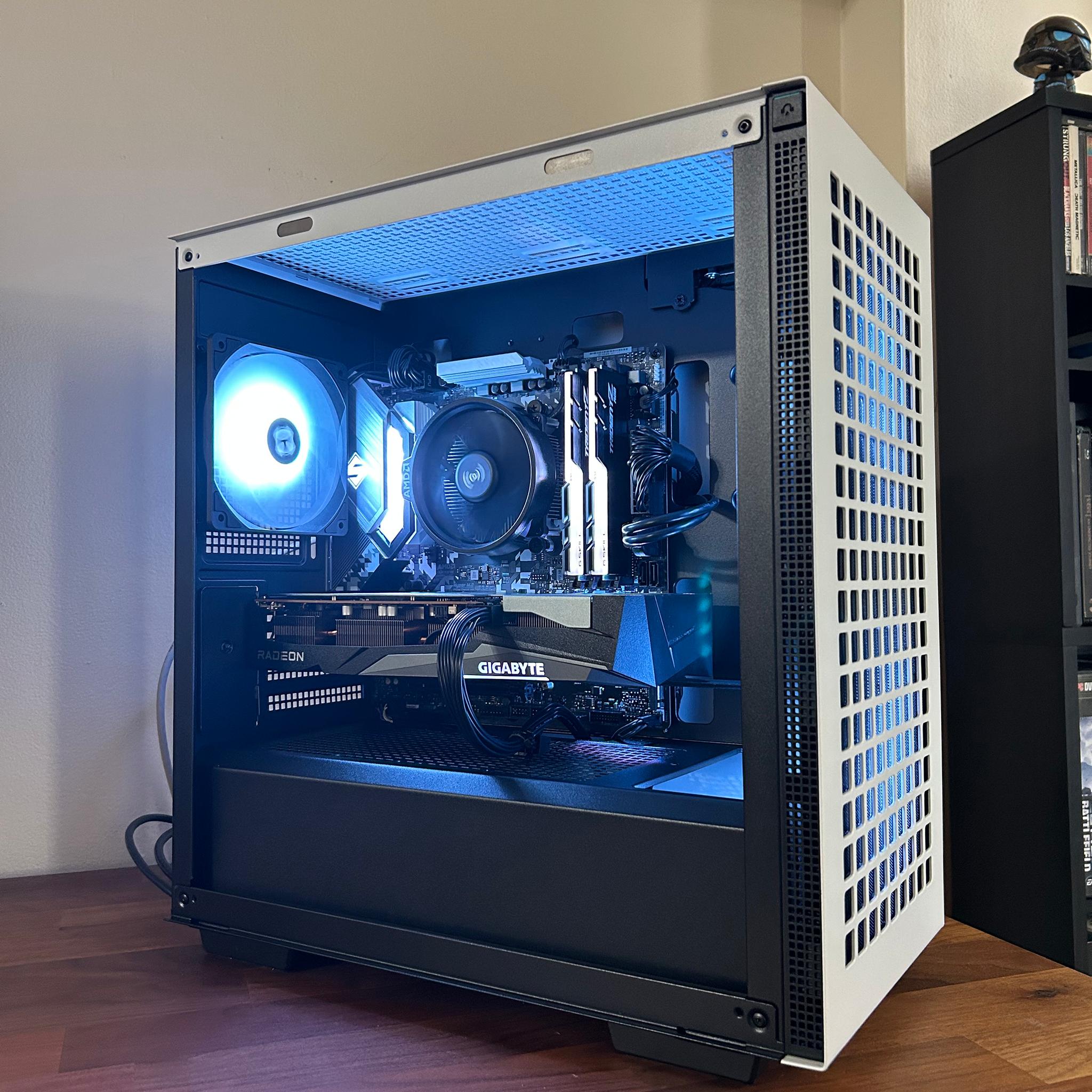 AMD RX 7600 | Ryzen 5 5500 | 1TB SSD | The Mini Legend V7 **FREE AVATAR GAME CODE INCLUDED**