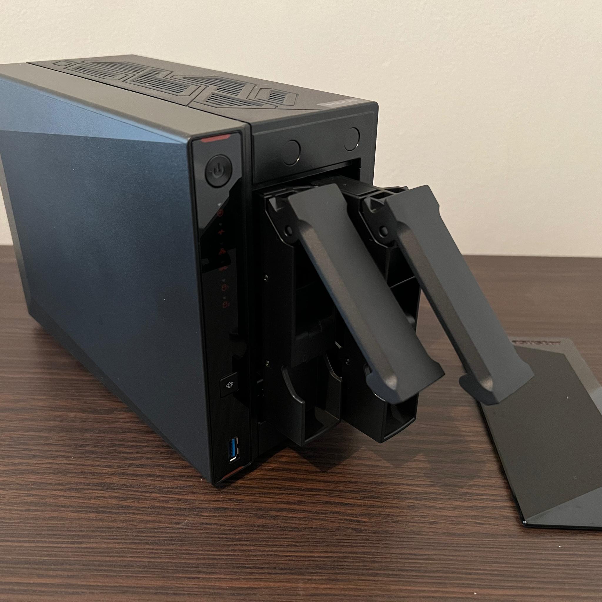 Asustor AS5402T Hybrid Drive NAS Enclosure