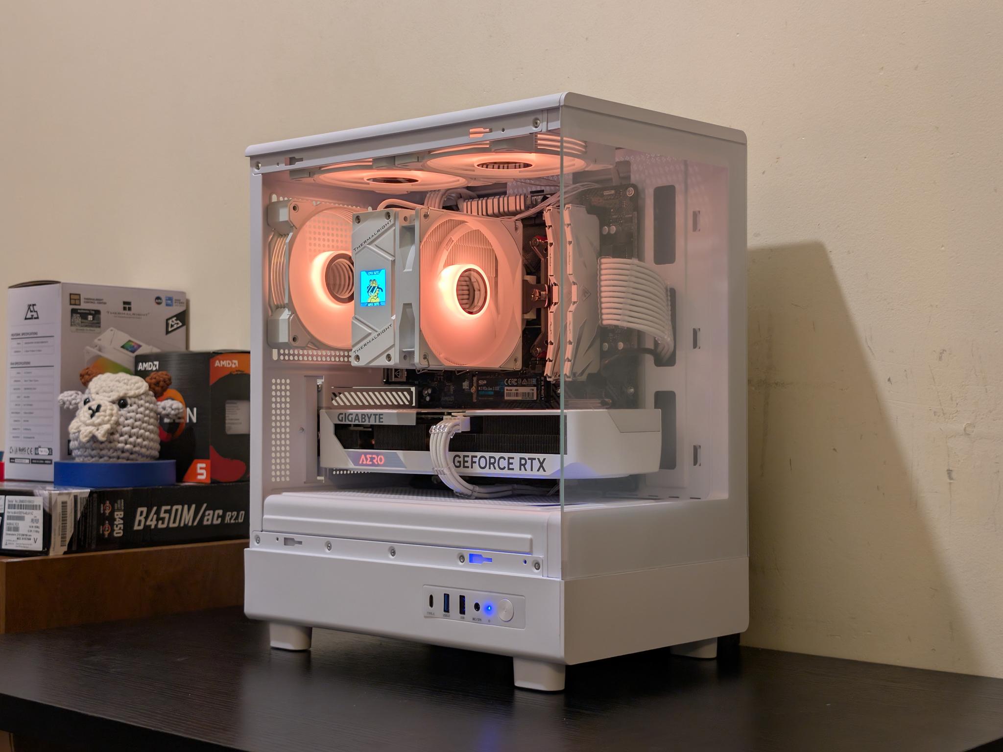 🦢🤍 White Gaming PC | RTX 4060Ti | Ryzen 5500 | 1TB SSD | 32GB RAM | WiFi 6 & Bluetooth 🤍🦢