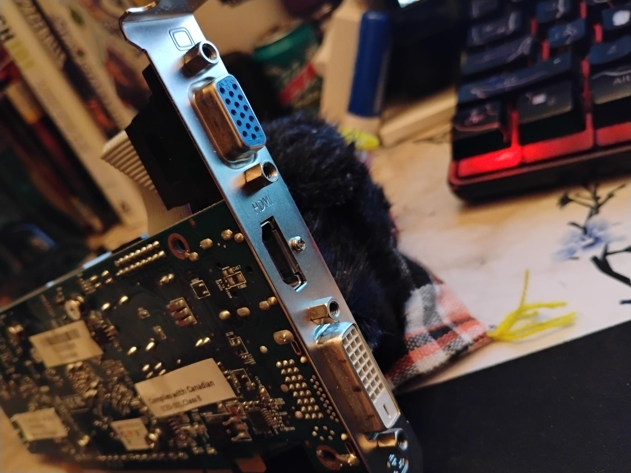 SFF AMD Radeon HD 6670 | DX11