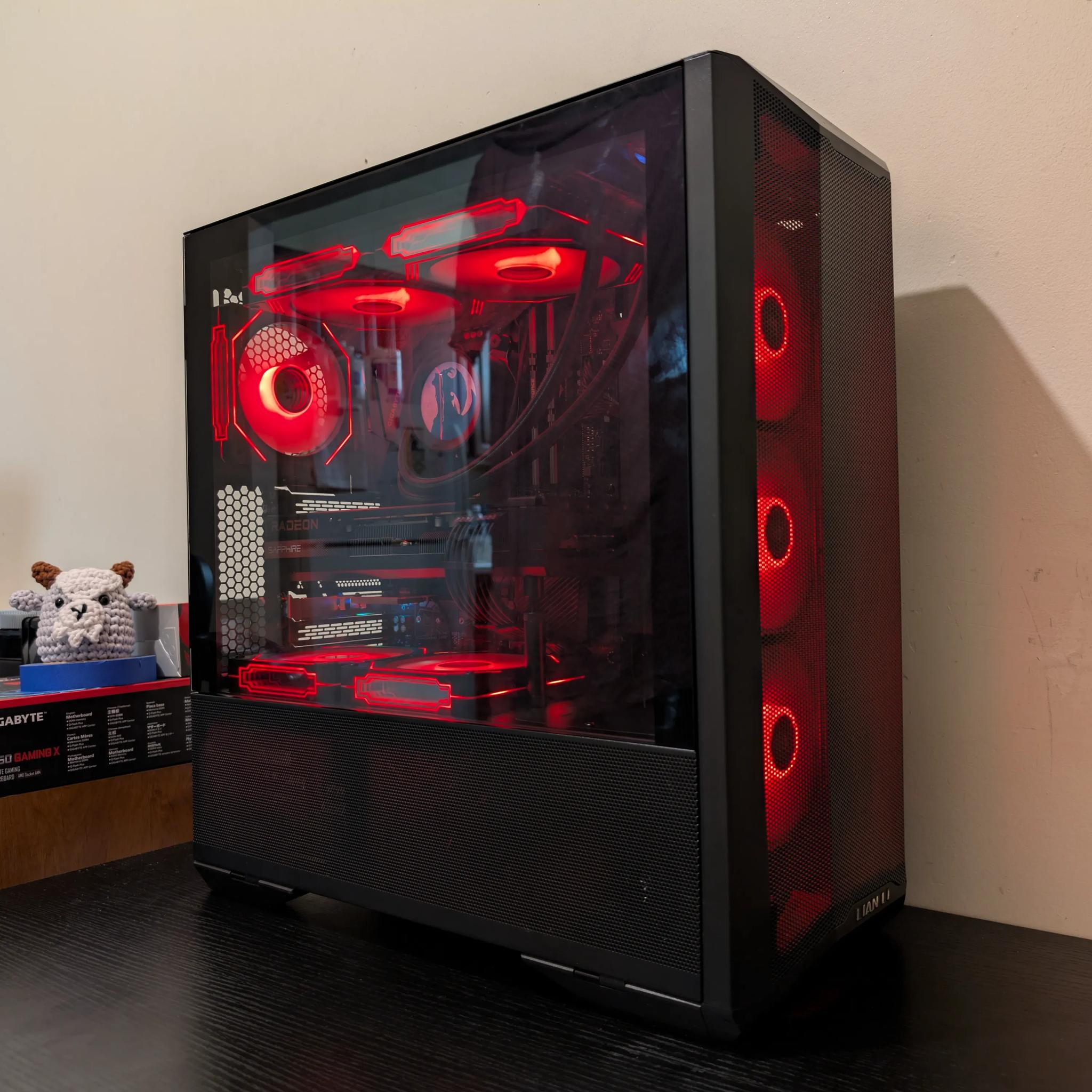 🔥Black RGB Gaming PC | RX 7800XT | Ryzen 7 5700X | 1TB SSD | 32GB RAM | WiFi 6 & Bluetooth🔥