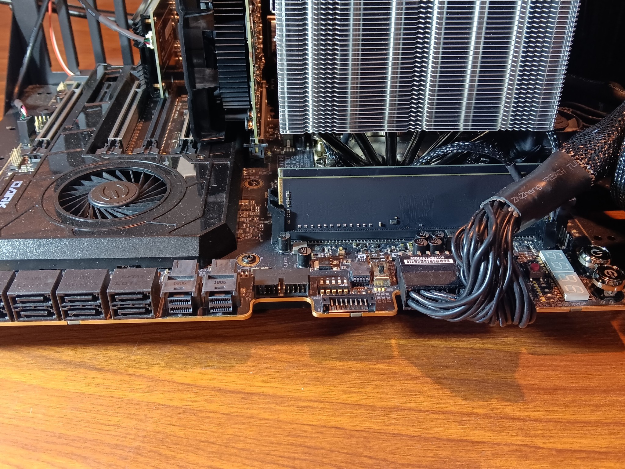 EVGA X299 Dark, Core i9 10900X, 32GB RAM, 1TB NVMe, Testbench ** READ DESC**