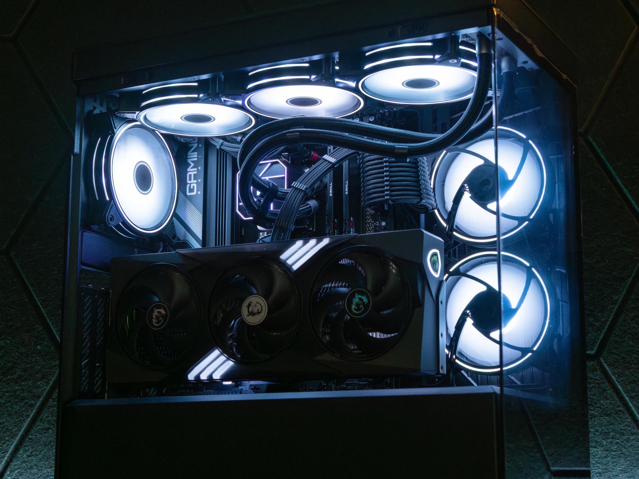 ☄️ Onyx 2.0 ☄️ RTX 5070ti / AMD R7 9700X / 2TB NVME / 32GB DDR5 RAM / 360 AIO / Windows 11 Pro