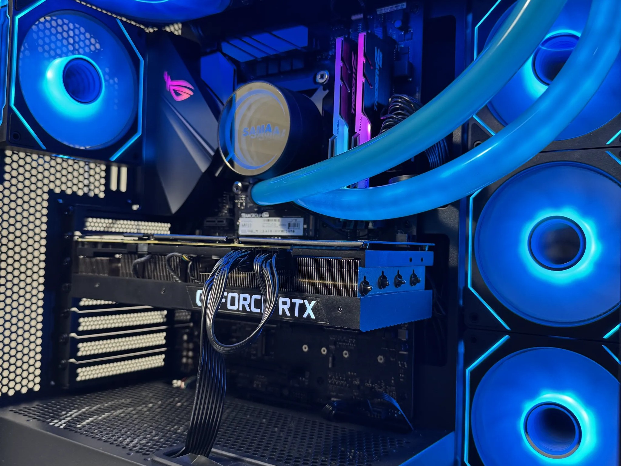Shadow Beast 4k Gaming/Streaming PC - RTX 3090 | Ryzen 7 5800X | 1TB SSD | 32GB DDR4