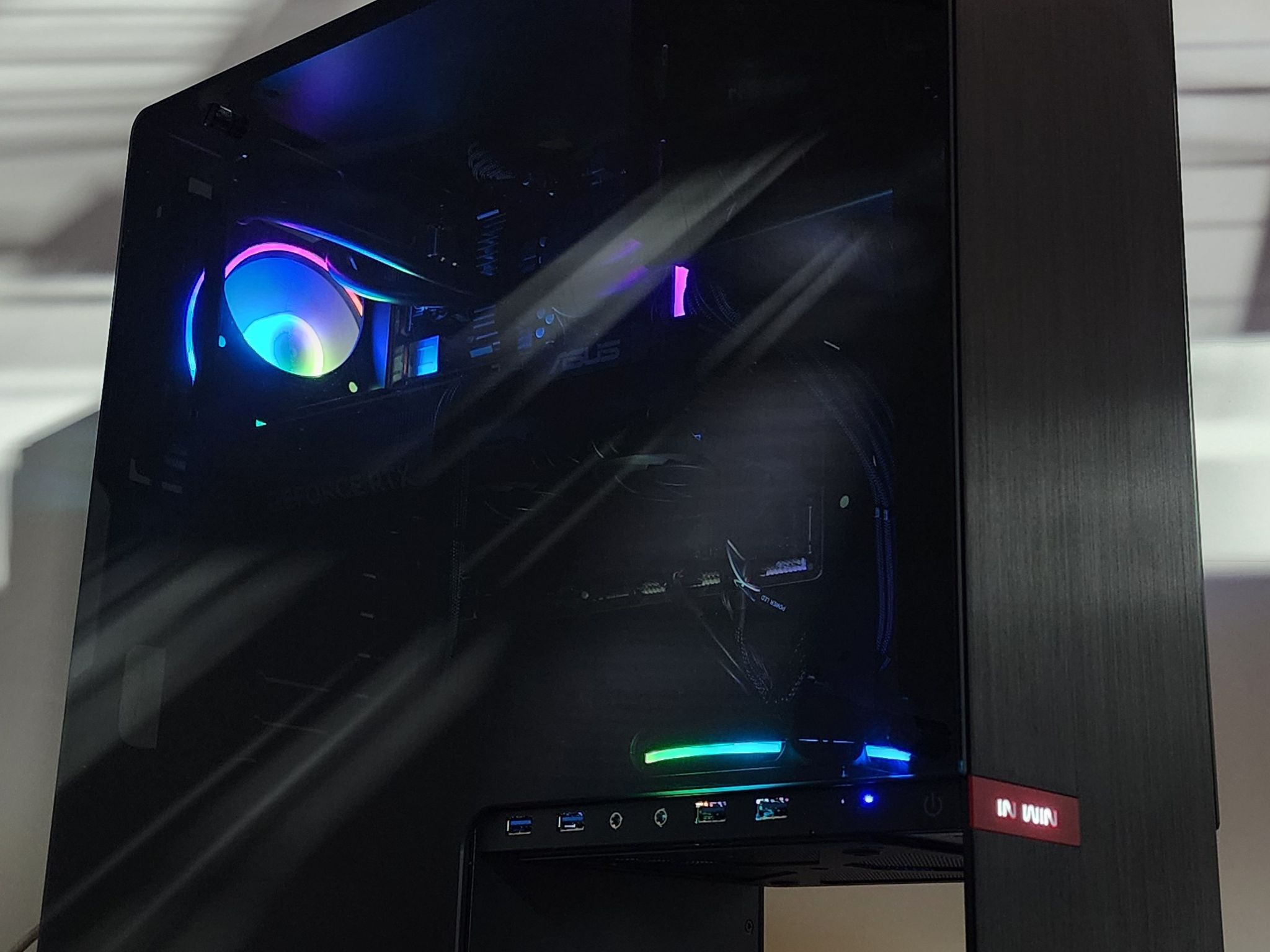 Gaming PC Ryzen 7 9700X 16GB RAM 1TB SSD RTX 5060  8GB Windows 11 Computer