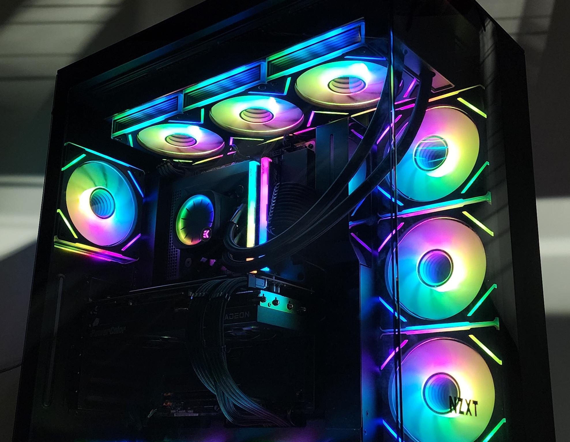 Gaming PC i7-13700K 32GB RAM 1TB SSD RX 7800 XT 16GB Windows 11 Computer