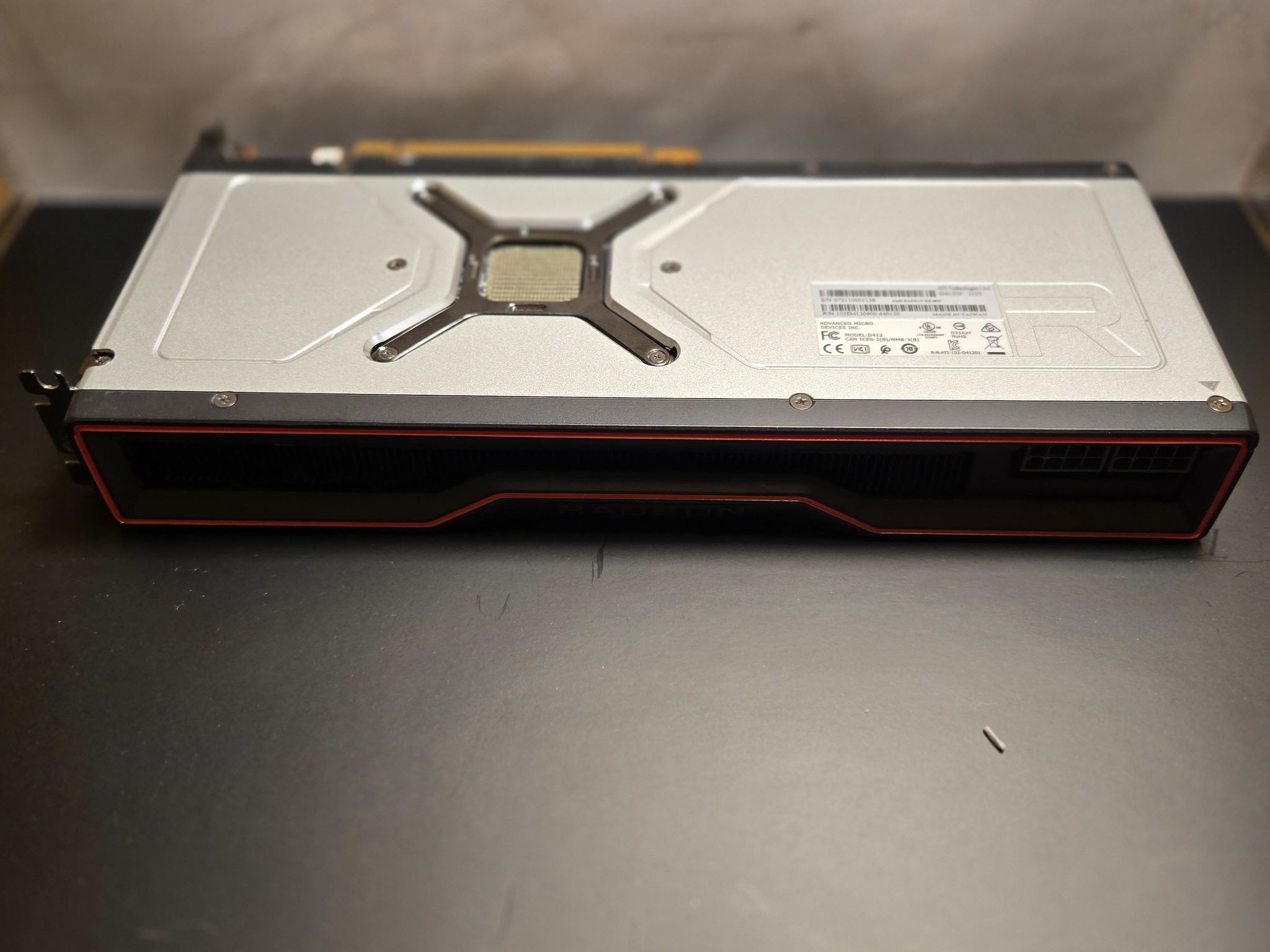 AMD "MBA" / Reference RX 6800 16GB