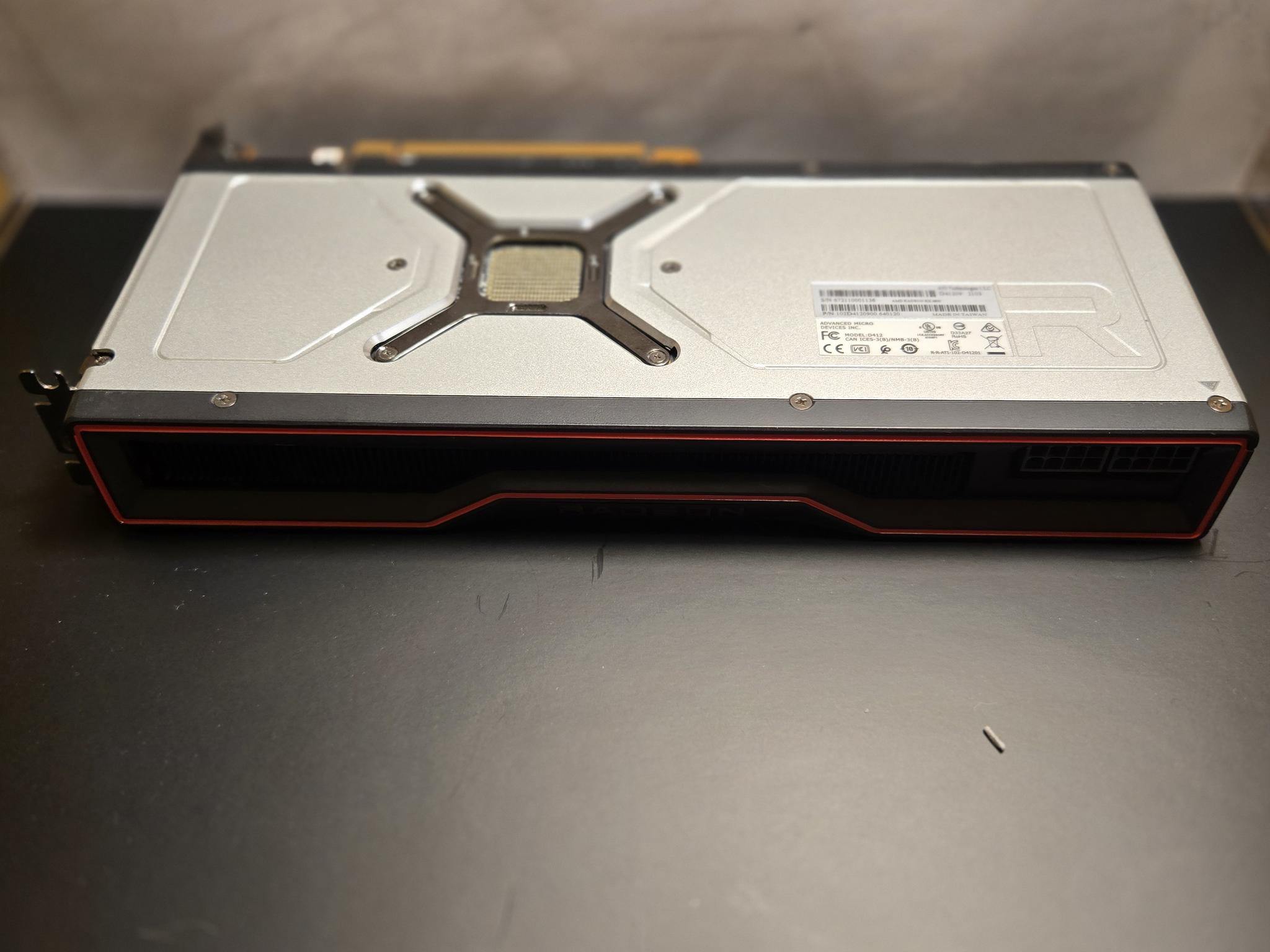 AMD "MBA" / Reference RX 6800 16GB