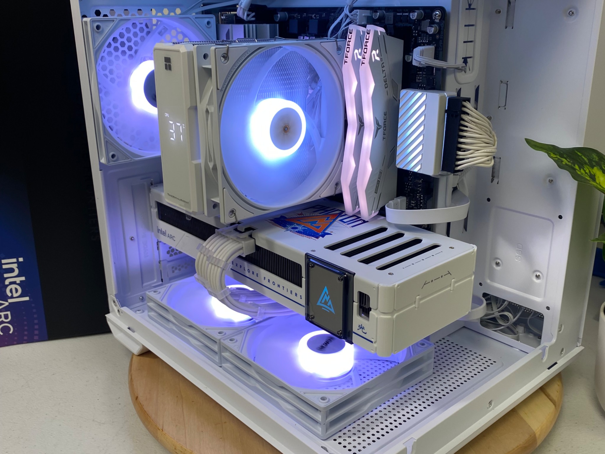 "Mirage Edge B580" - Ryzen 5 9600X /32GB /1TB/ARC B580