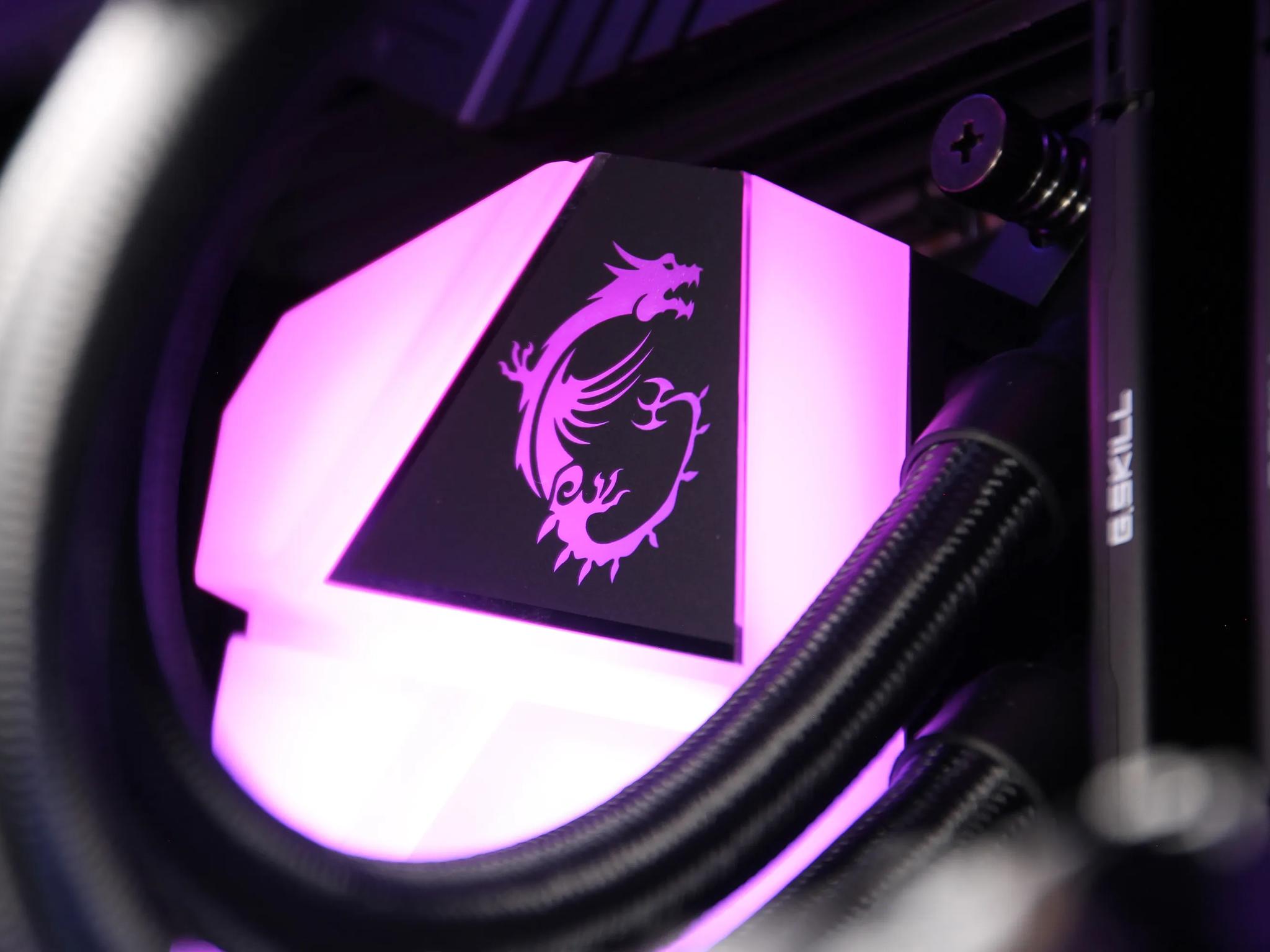 𝙇𝙐𝘾𝙆𝙔 // Core i7-12700K, RTX 3080 // Upper Mid-Range Gaming PC