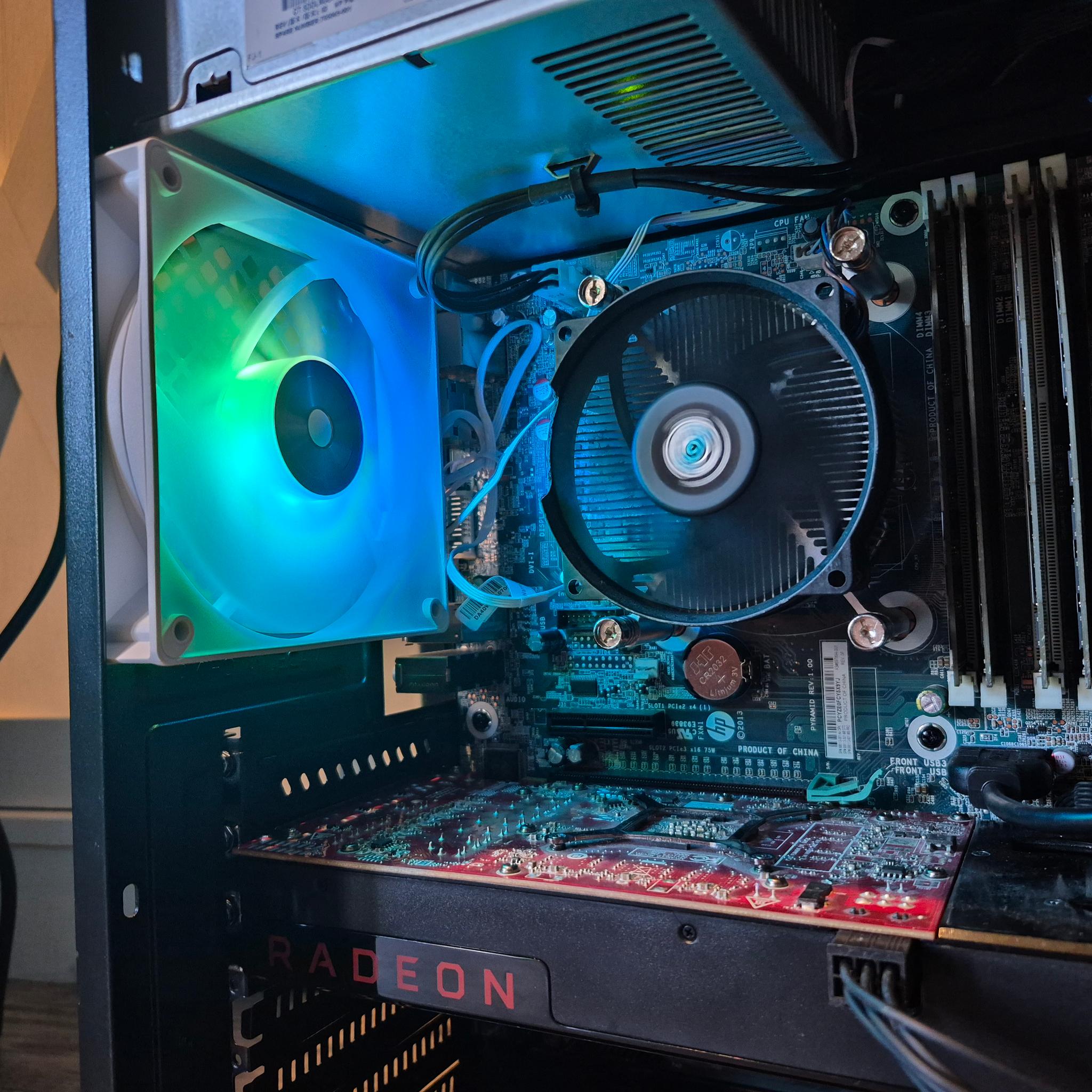 100 FPS Fortnite | i5-4570, 16GB RAM, 500GB SSD, RX 580 4GB, RGB, Wifi