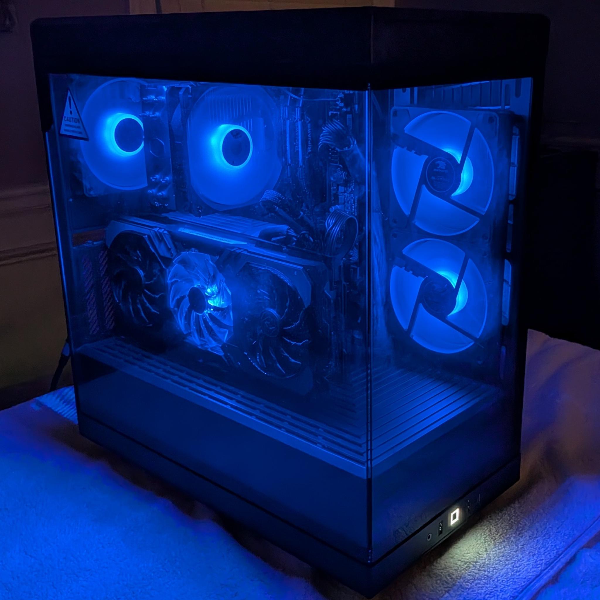 Radeon RX 6800XT Custom Gaming PC with Hyte y40 Case