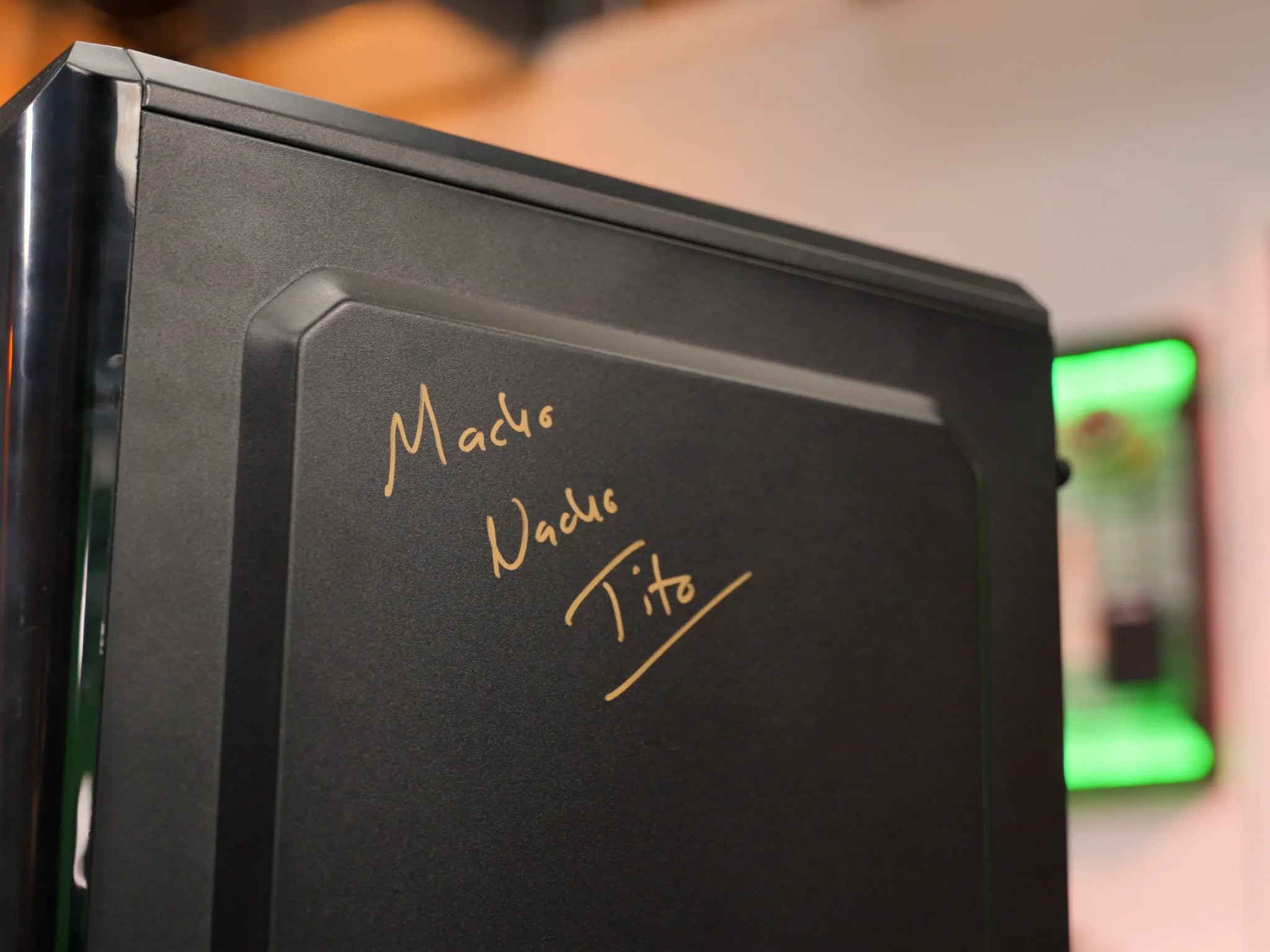 Macho Nacho Productions | LTT PC Challenge Build – Ryzen 9 7900 + RX 9060 XT