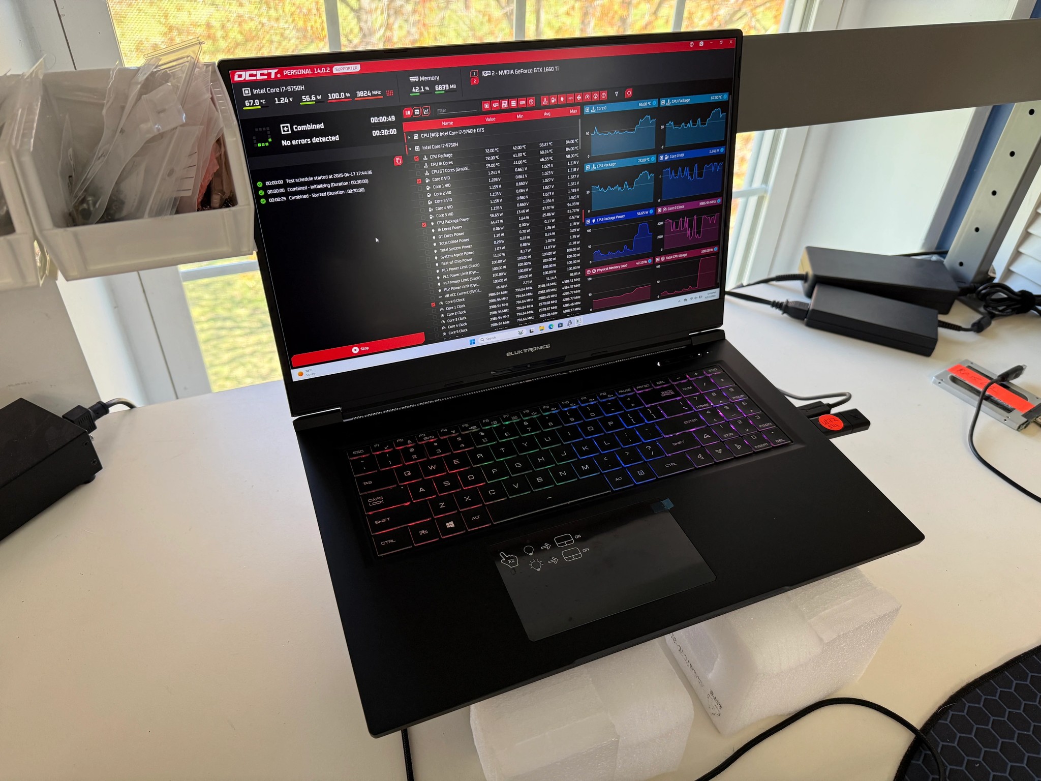 Eluktronics Max-17, i7-9750H, GTX 1660Ti, 16GB RAM, 1TB SSD, 144HZ