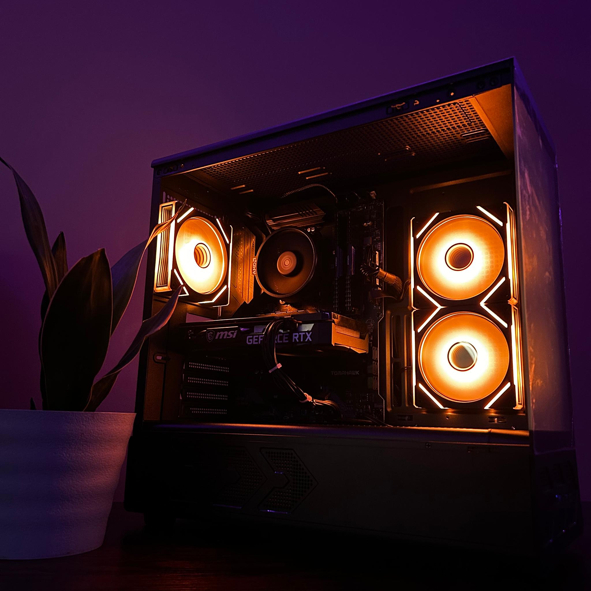 🔸Rtx 3060 12gb🔸Ryzen 5 3600🔸16gb DDR4 Ram (3200MHz)