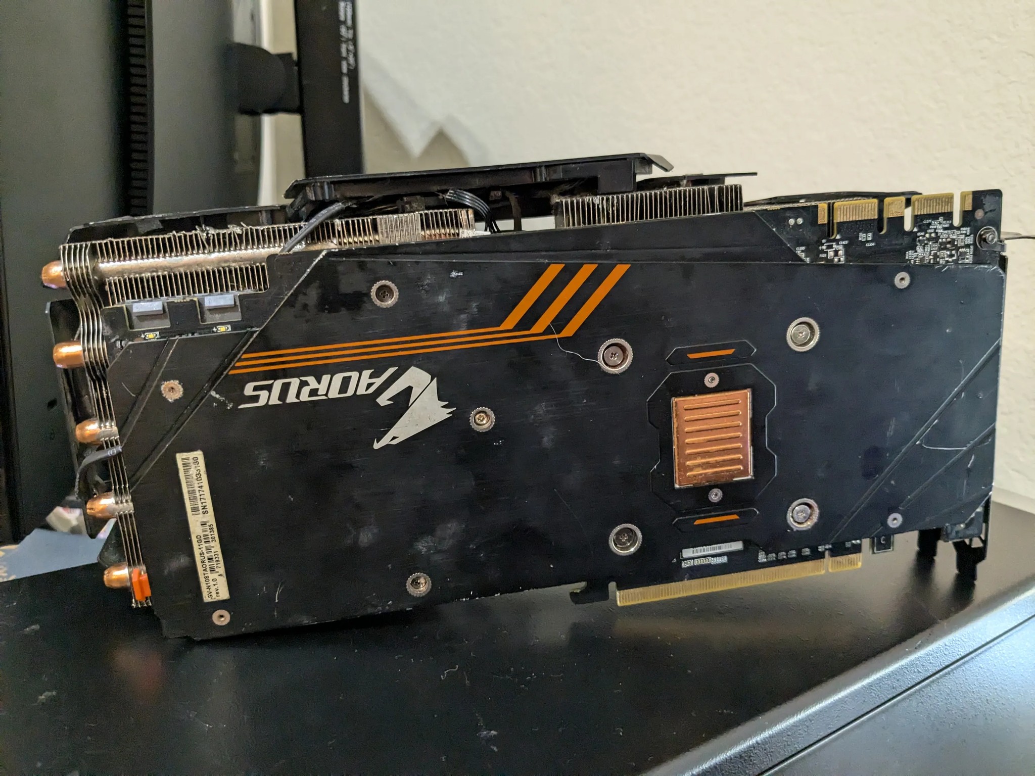 Paperweight/Junk Gigabyte Aorus GTX 1080 Ti (FOR PARTS)