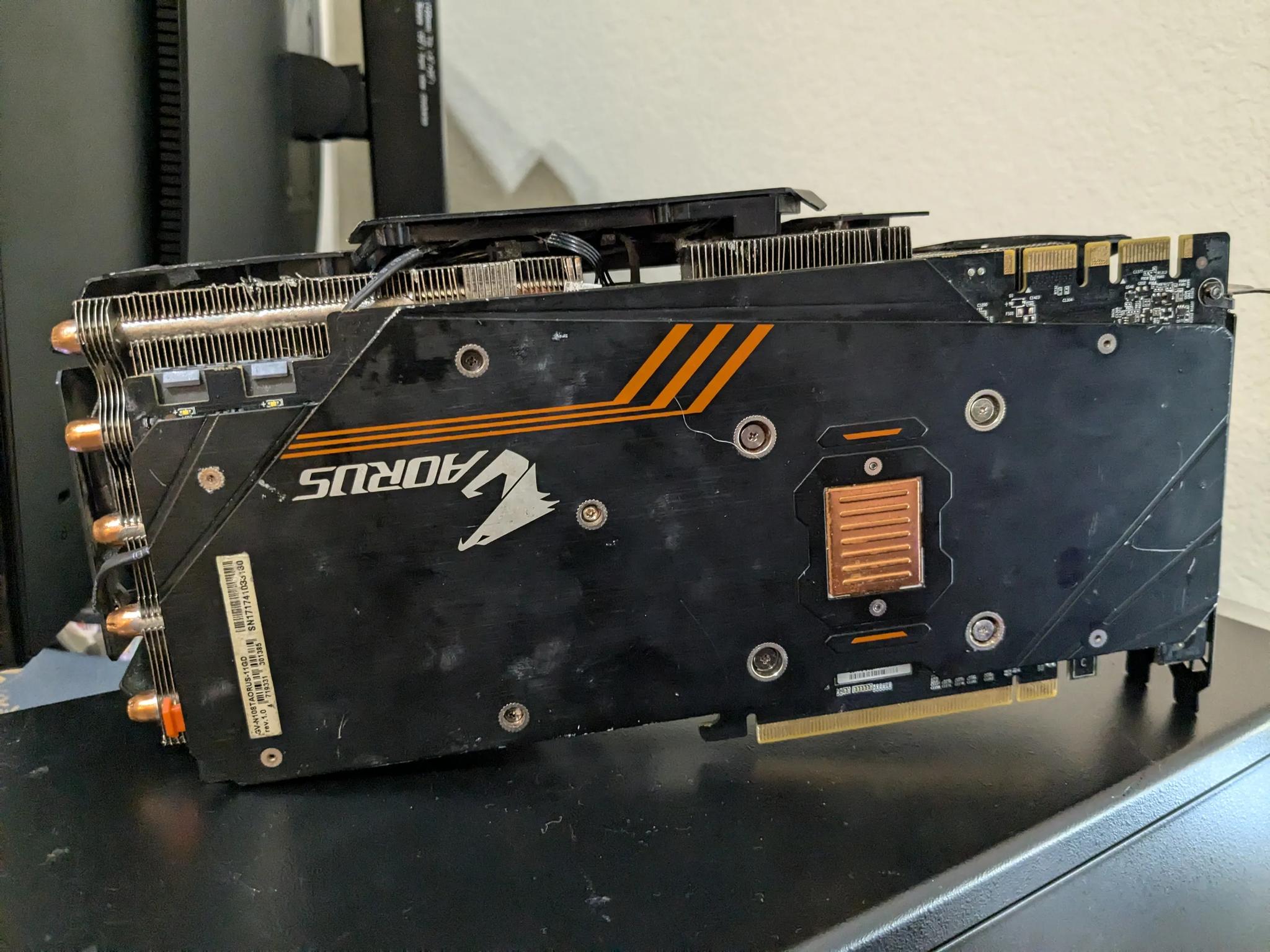 Paperweight/Junk Gigabyte Aorus GTX 1080 Ti (FOR PARTS)