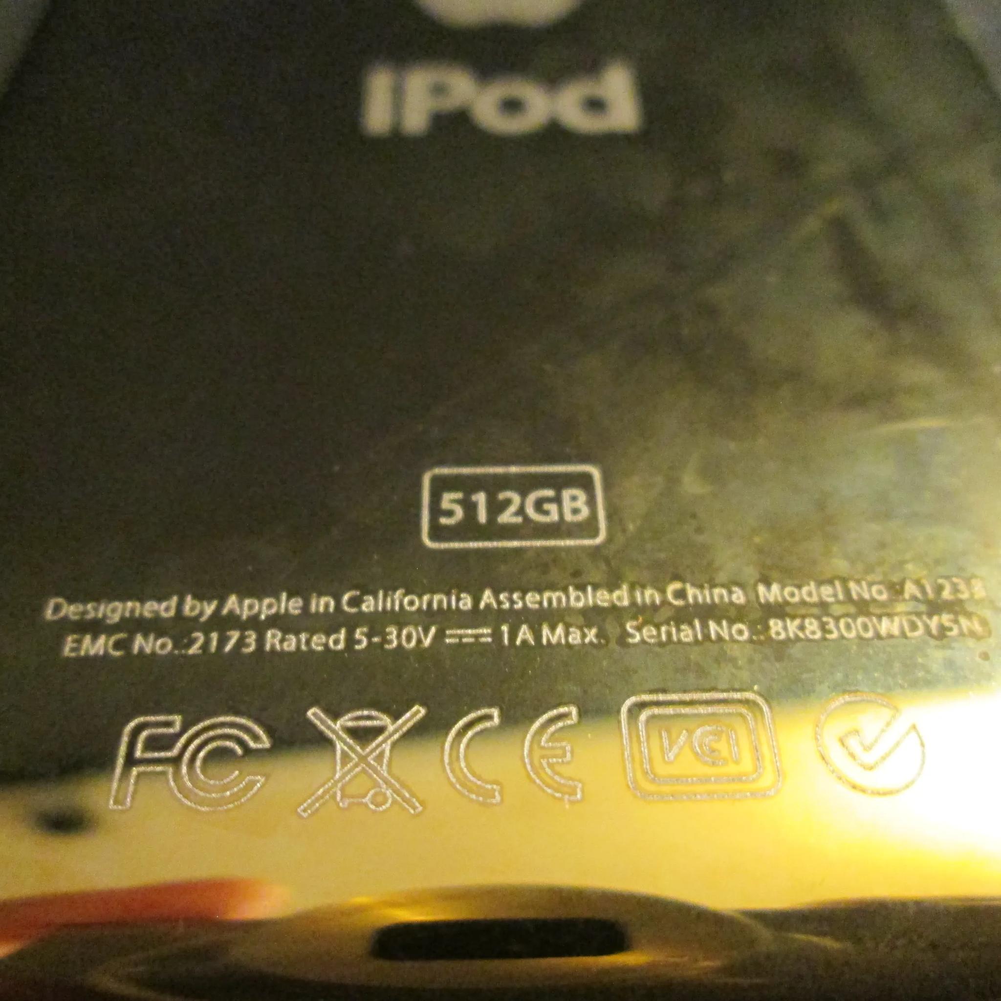 Ipod Classic 7th Gen 512gb SSD 3000mah Battery And Accessories