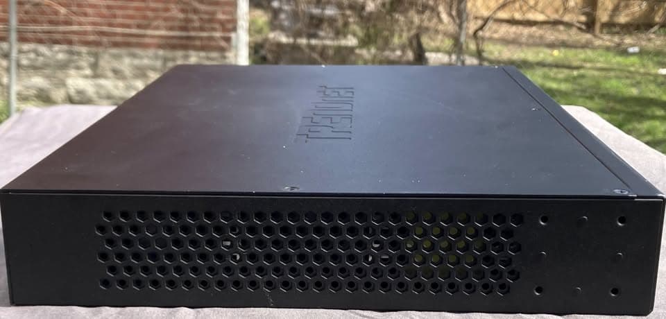 TRENDnet 18-Port Gigabit PoE+ Switch